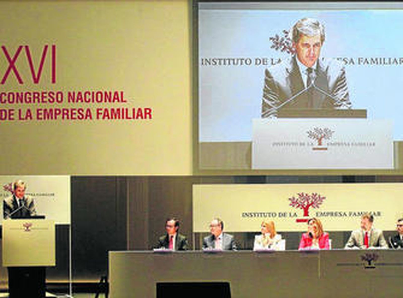Inauguración del último congreso de la empresa familiar, celebrado en Jerez.