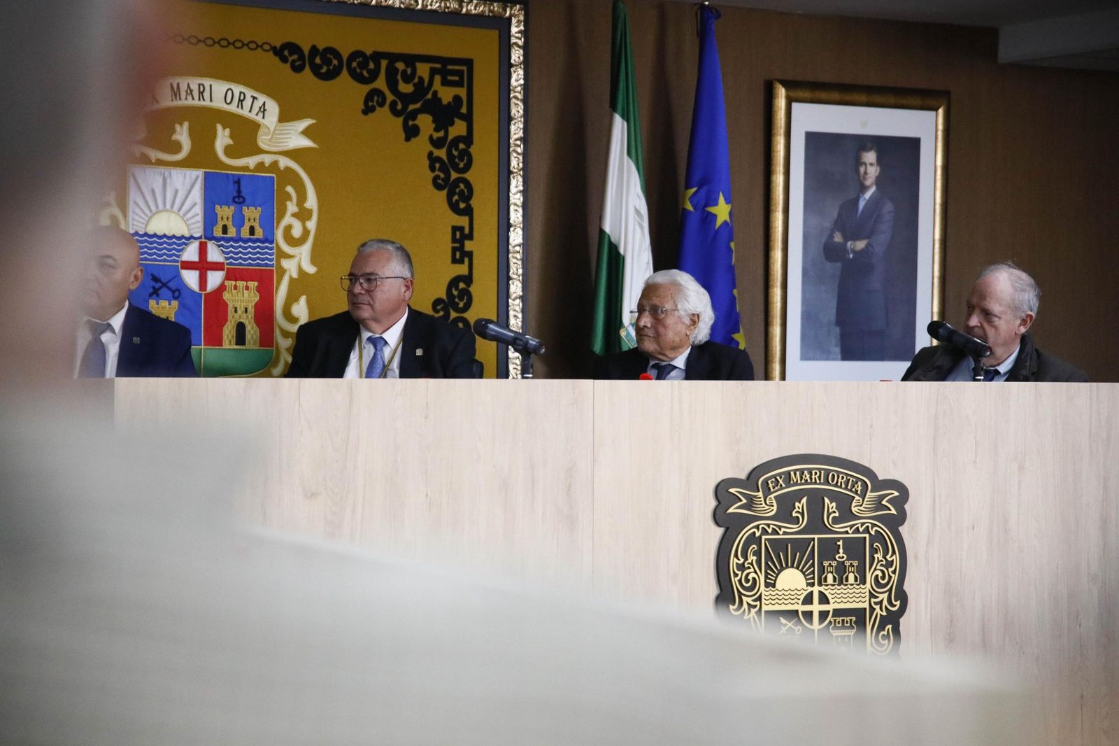 Las imágenes del nombramiento de hijo predilecto de Garrucha a José María Martínez de Haro