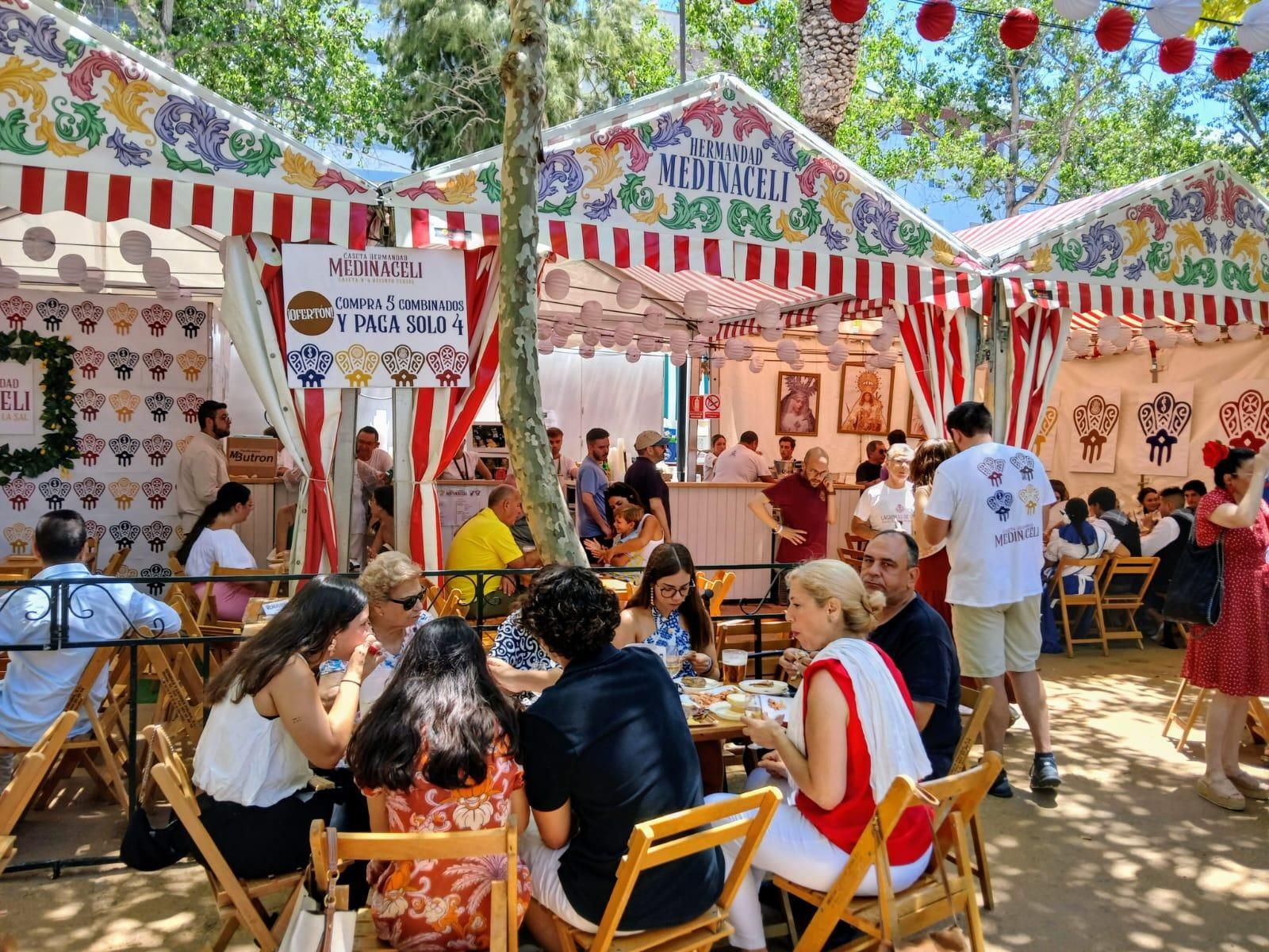 Búscate en las imágenes del sábado de Feria en San Fernando