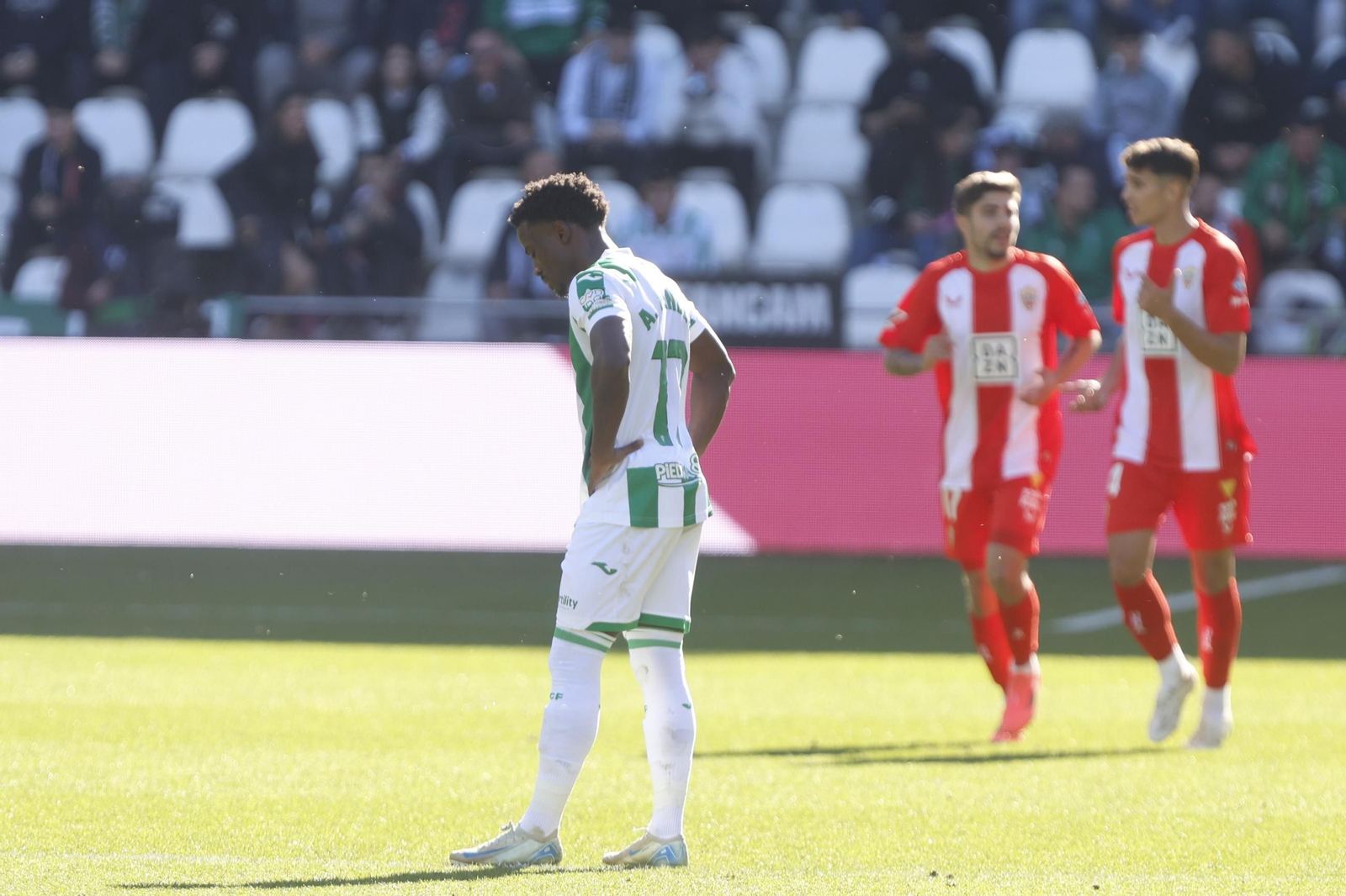 Las mejores fotos del ambiente en el Córdoba CF - Almería en El Arcángel