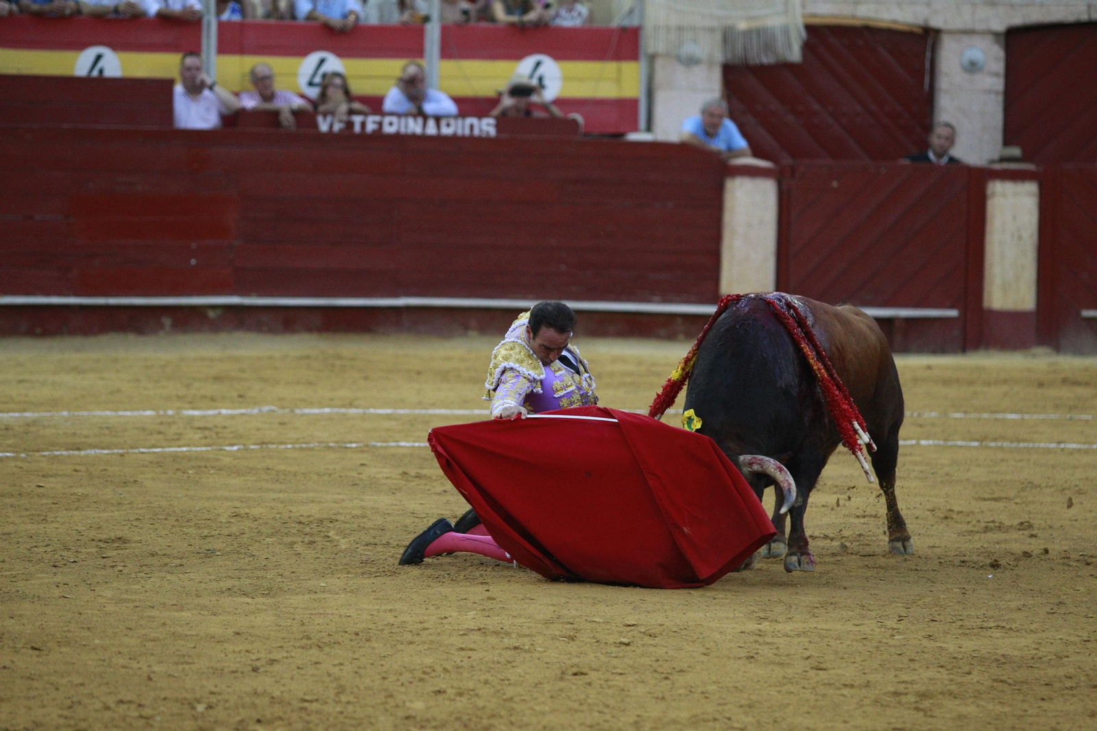 La despedida del torero Enrique Ponce de la Feria de Almería 2024, en imágenes