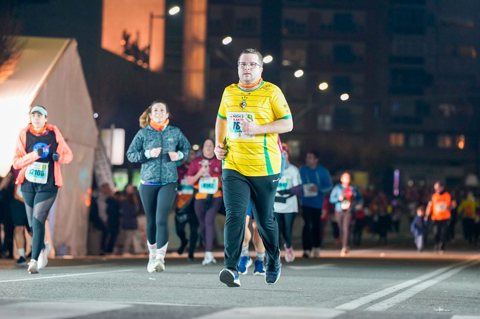 En imágenes: búscate en tu llegada a meta de la Carrera de San Antón 2026 (4)