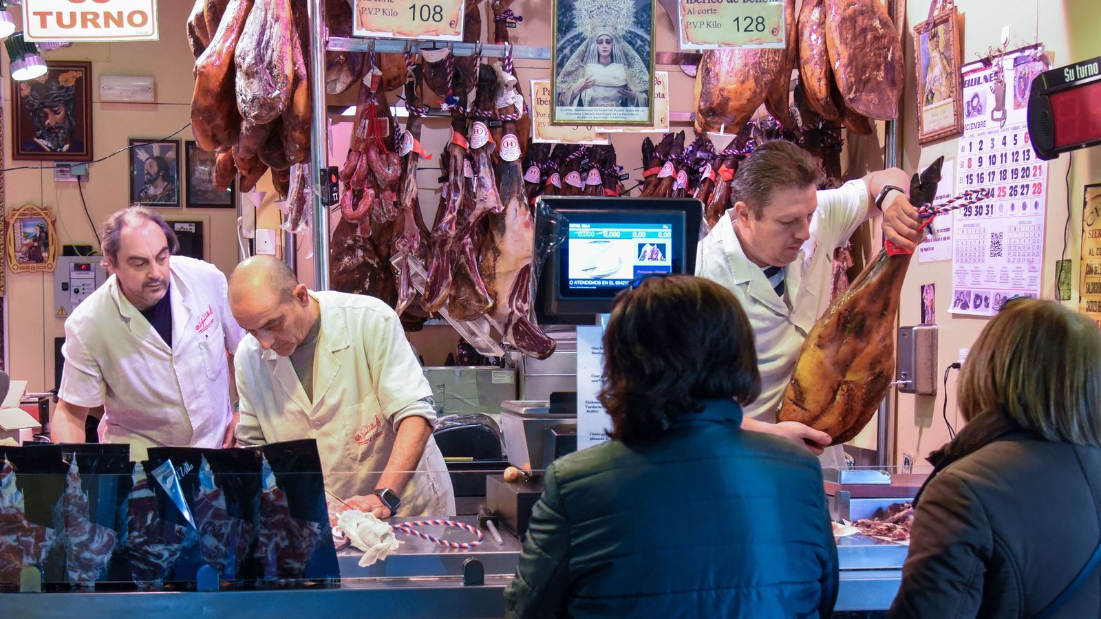 El jamón y la chacina son un clásico en las mesas navideñas.