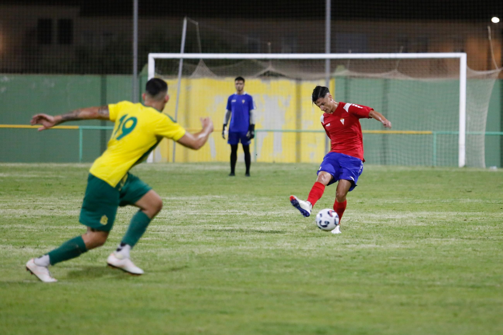 Las fotos del triangular en el estadio Carlos Piña de Los Barrios con el Algeciras CF y el Ceuta B