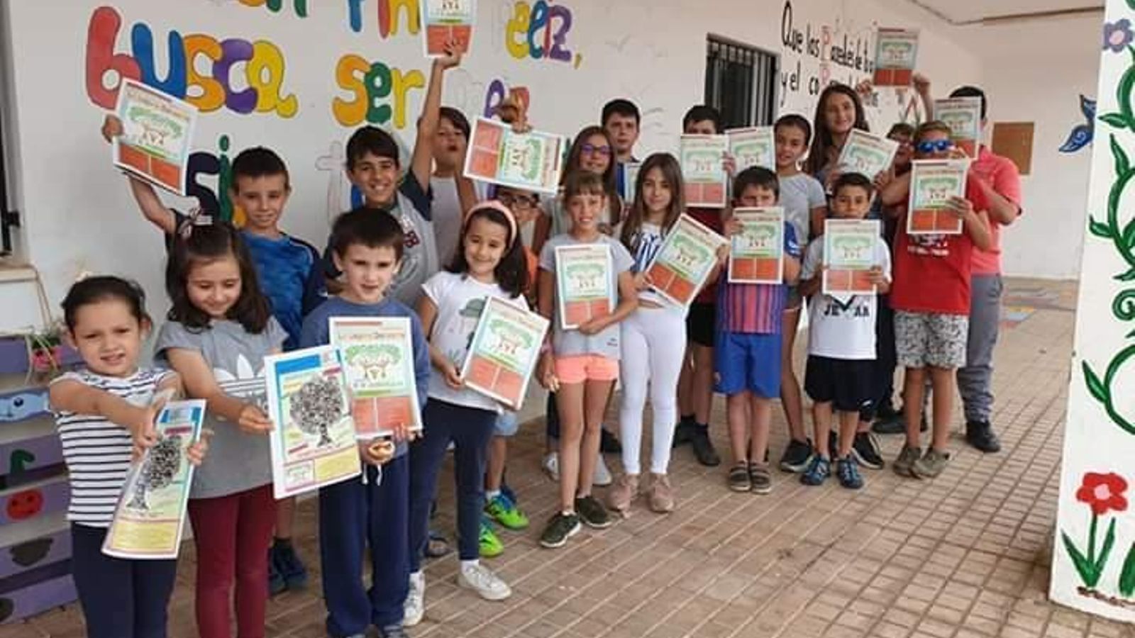 Alumnos de una escuela rural onubense.