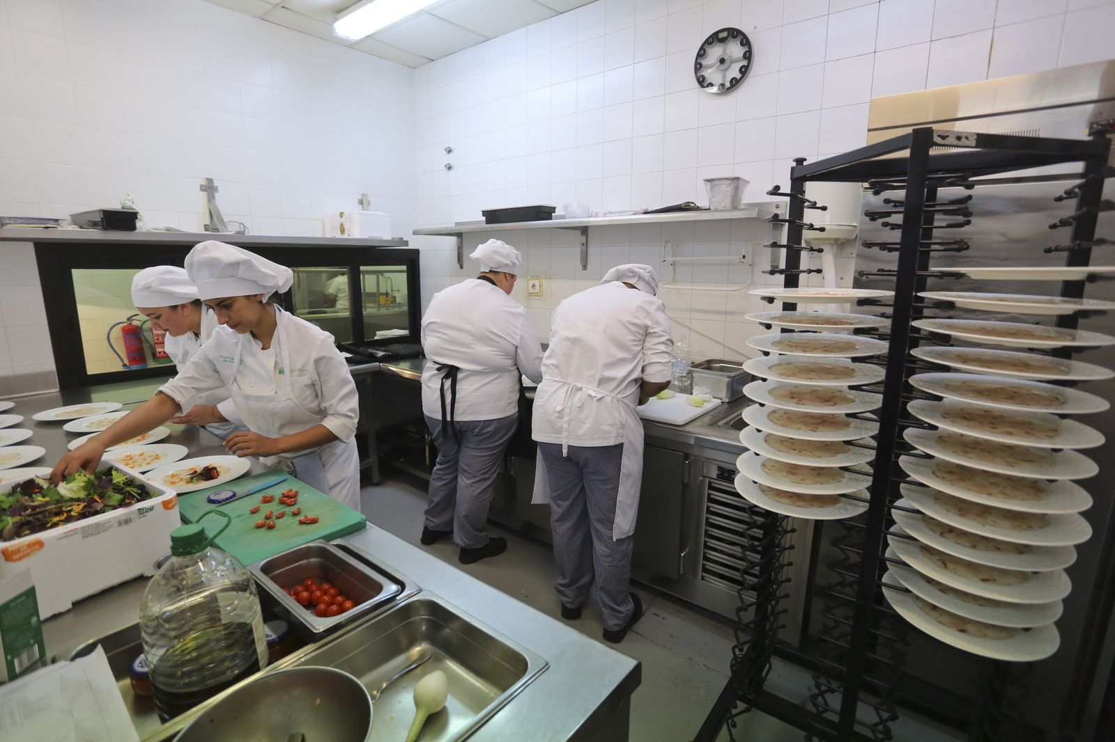 Fotos de alumnos en el restaurante de La Cónsula