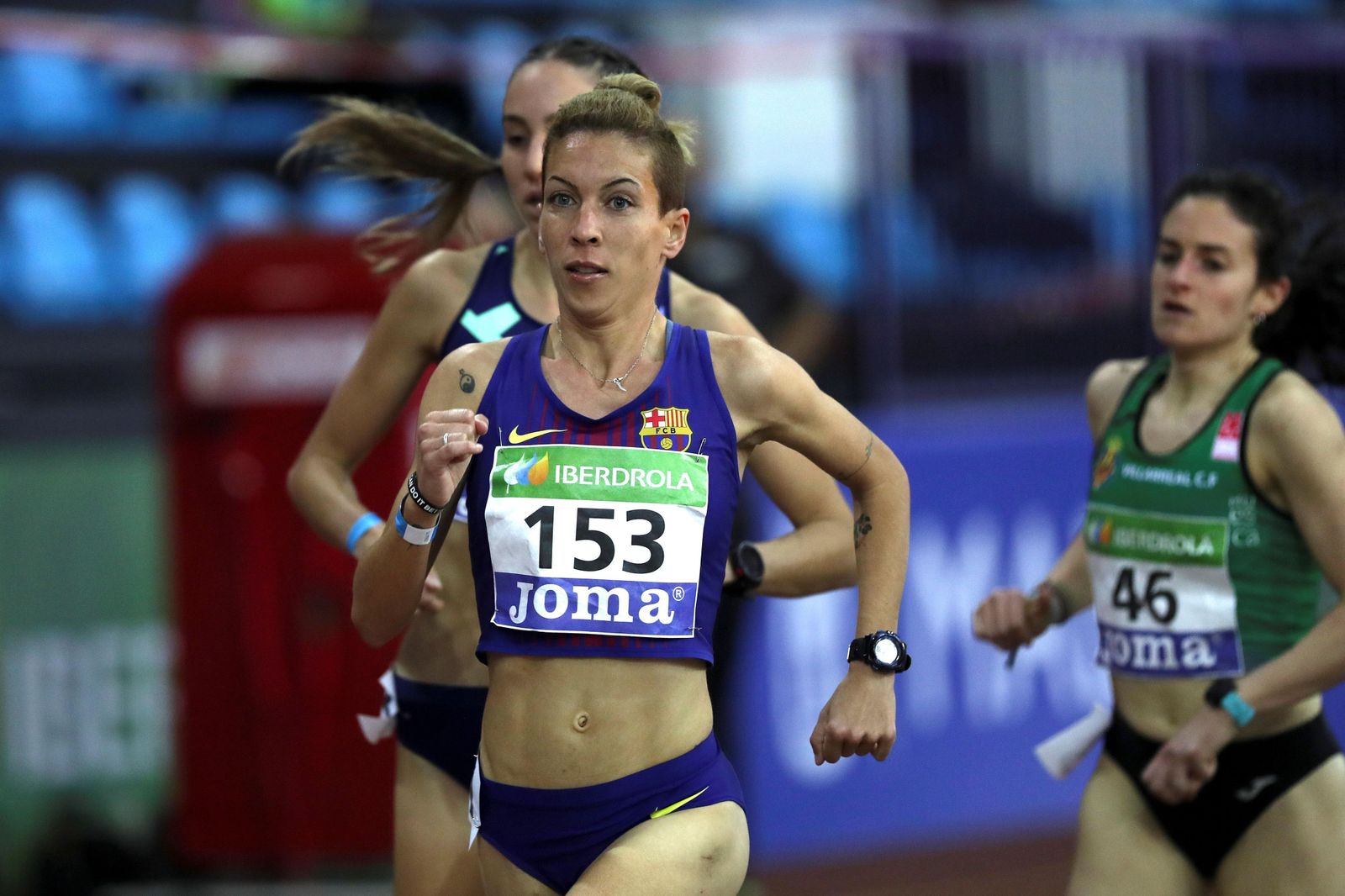 Carolina Robles encabeza la carrera.