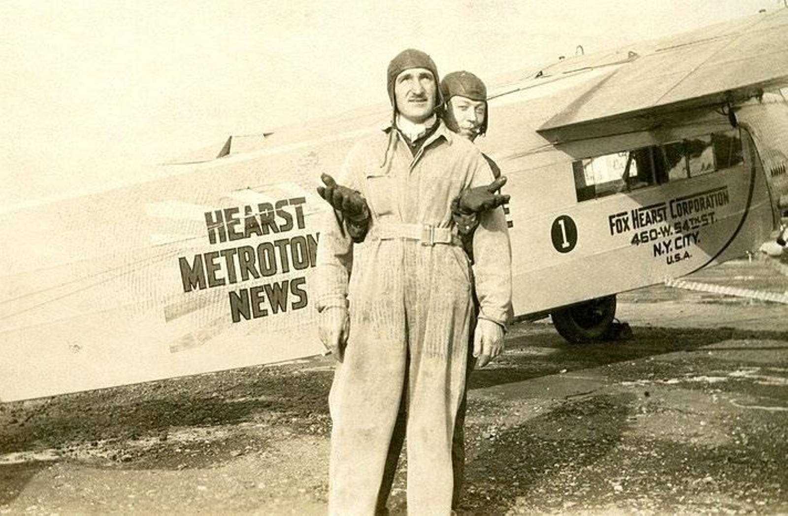 Aeroplano de Hearst Metrotone News.