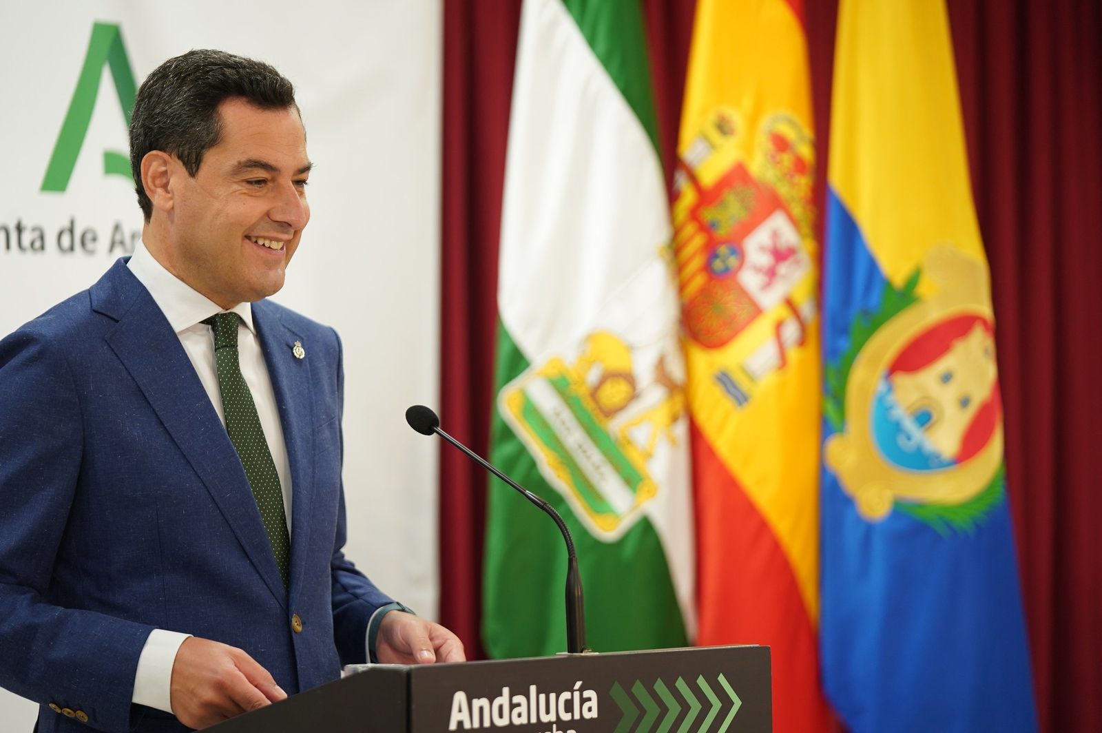 Moreno espera que lleguen a Andalucía lo "antes posible" parte de los 9.000 millones que recibirá España de la UE