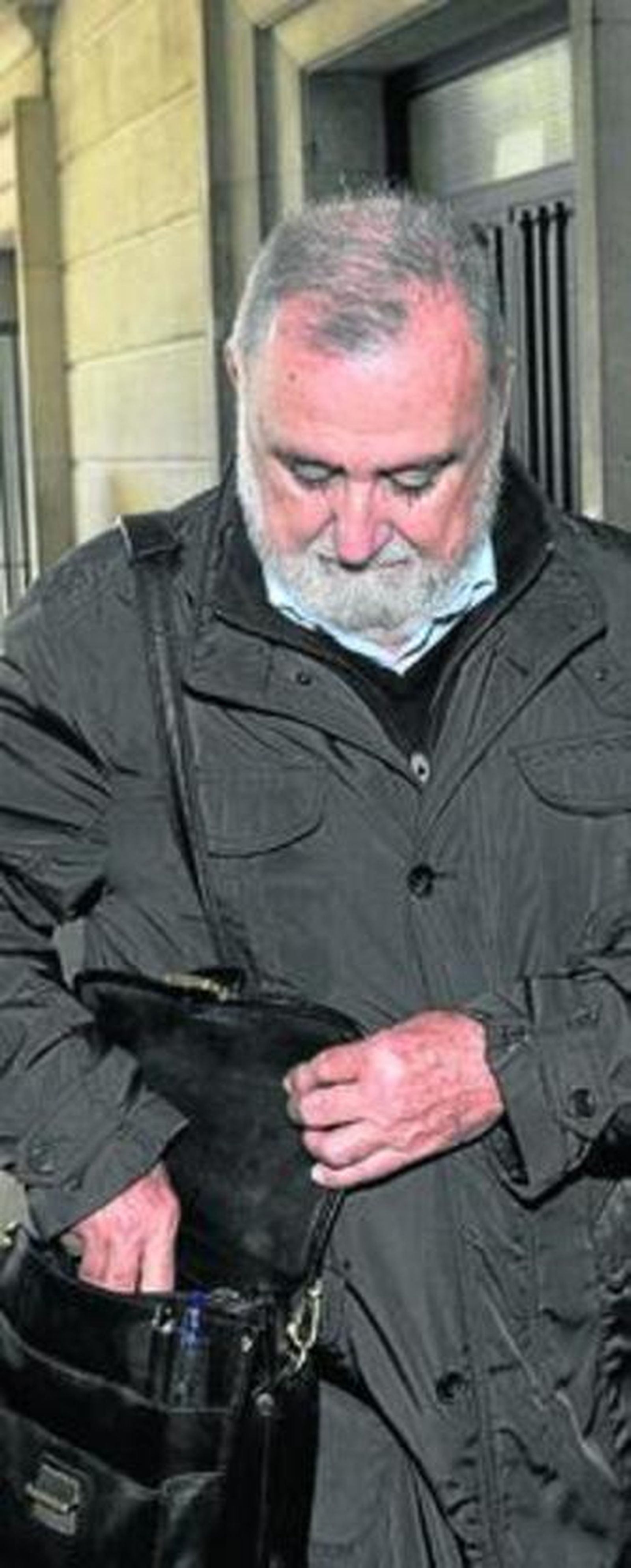 El ex concejal de IU Antonio Rodrigo Torrijos, en los juzgados.