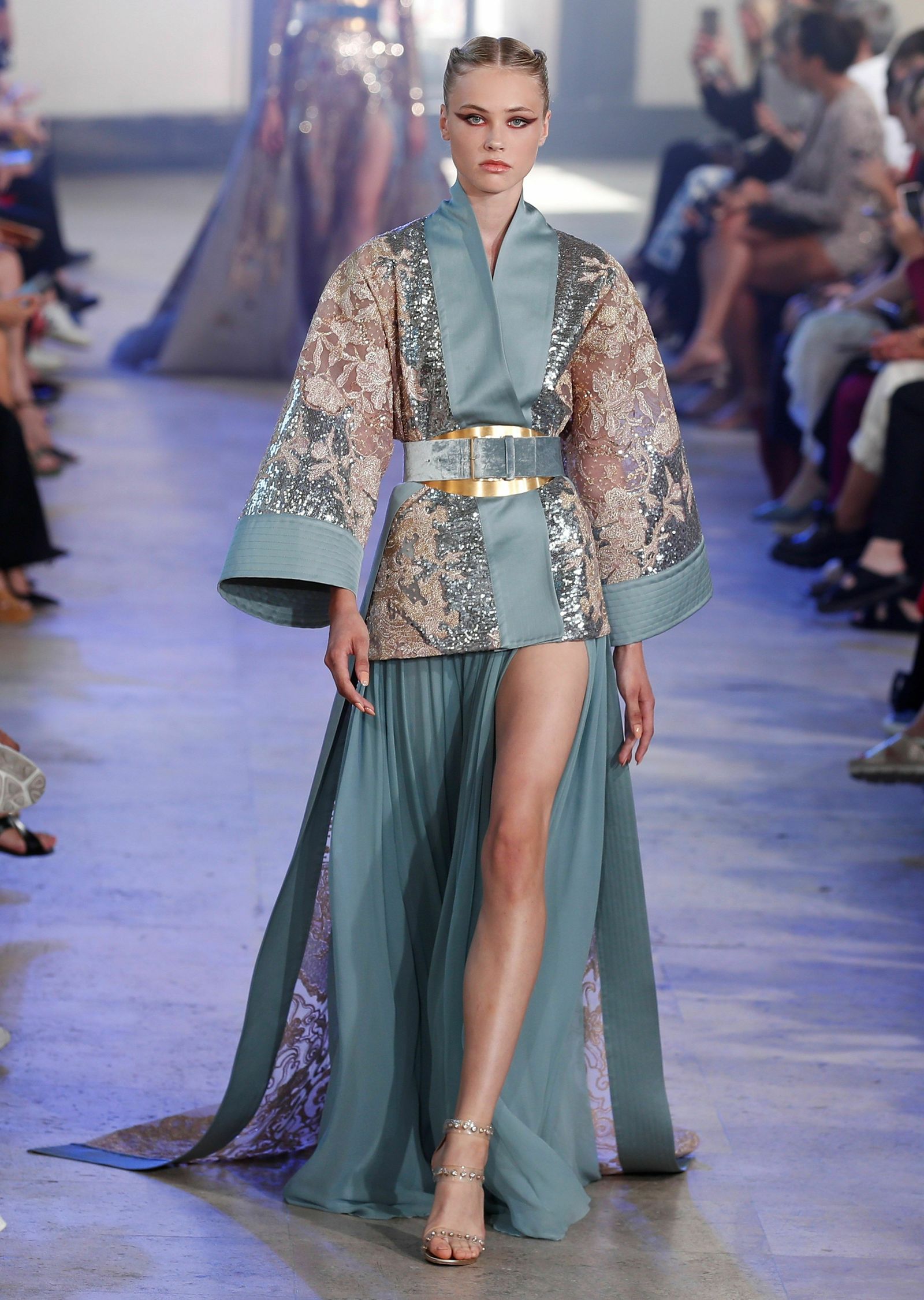 Inspiración asiática en la colección Otoño Invierno 2019-2020 de Elie Saab Alta Costura