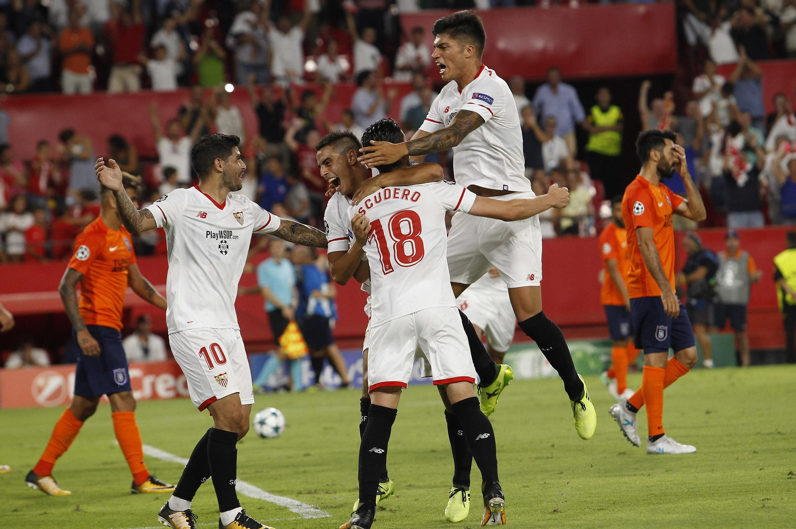 Las imágenes del Sevilla-Basaksehir