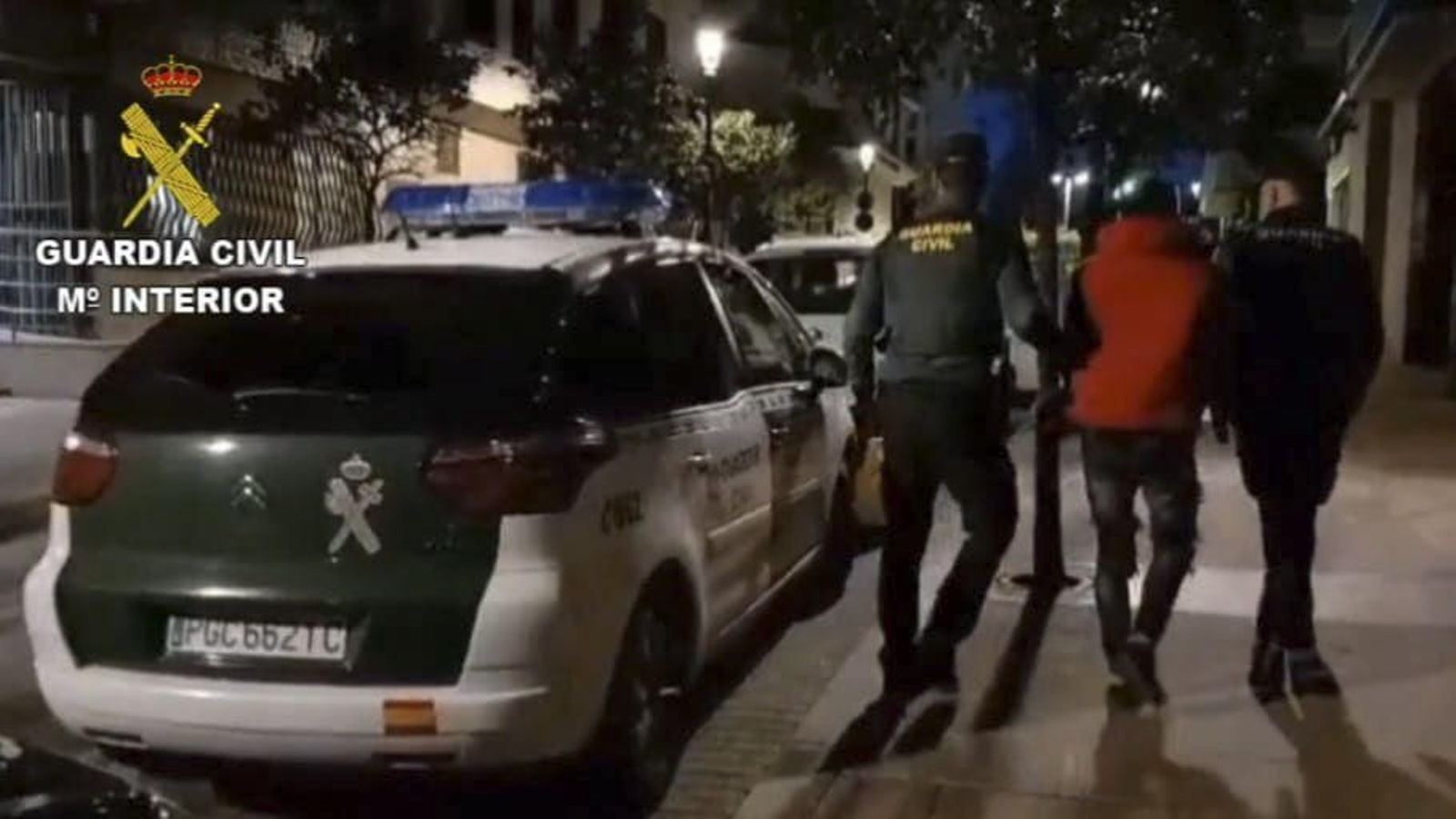 Detenido el presunto asesino de la mujer hallada muerta en Baiona el viernes pasado. Detenido el presunto asesino de la mujer hallada muerta en Baiona el viernes pasado.