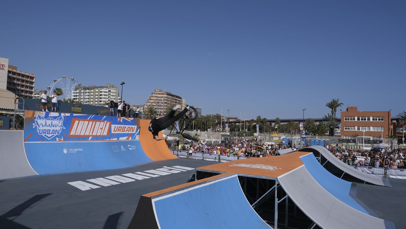 Imágenes de la tercera jornada de la Andalucía World Series Almería