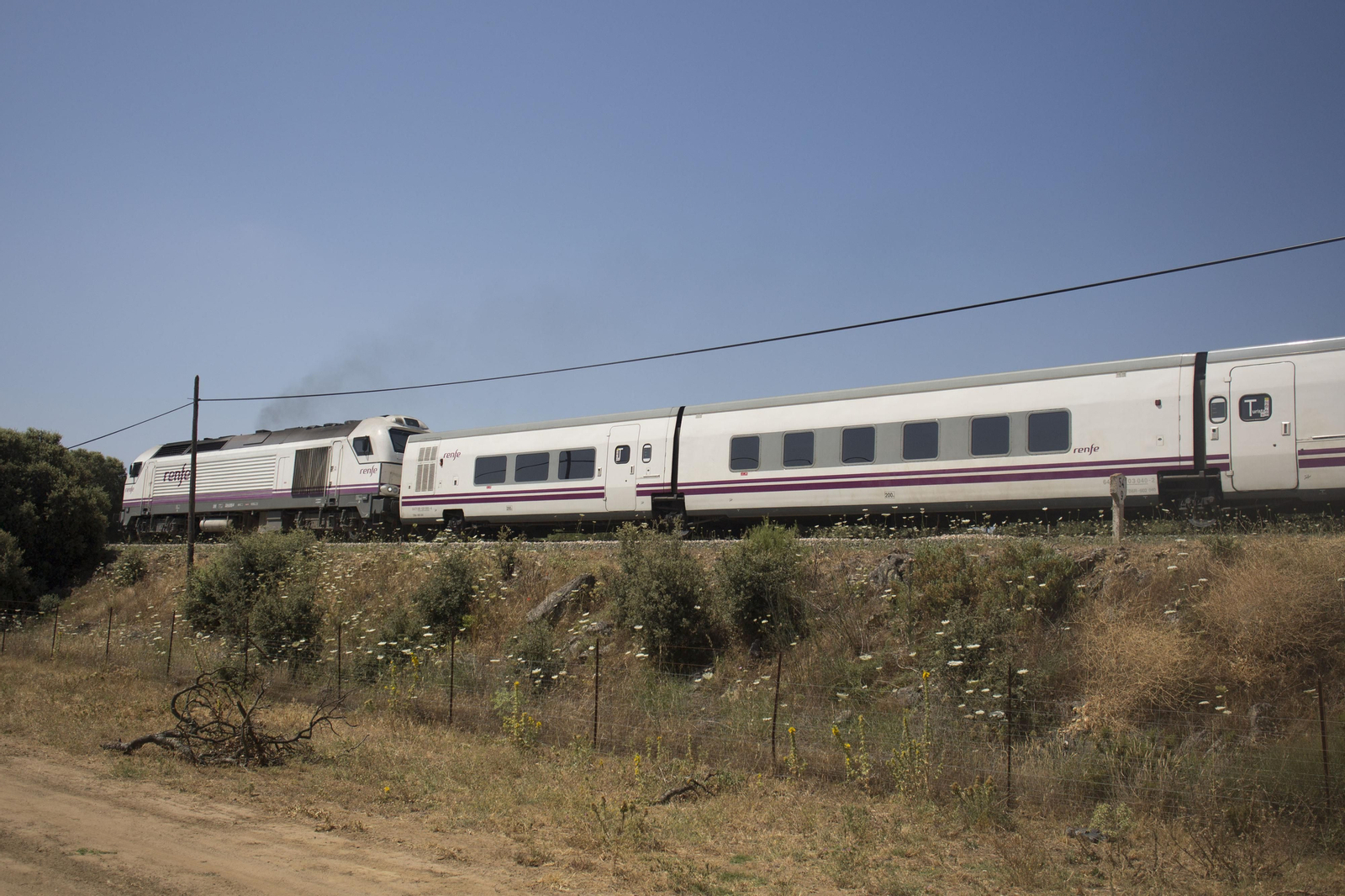 Altaria circulando por la línea Algeciras-Ronda-Bobadilla