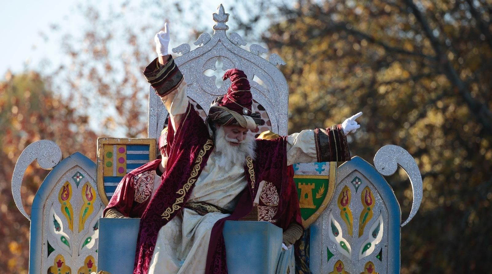 La Cabalgata de Reyes Magos de Sevilla, en imágenes