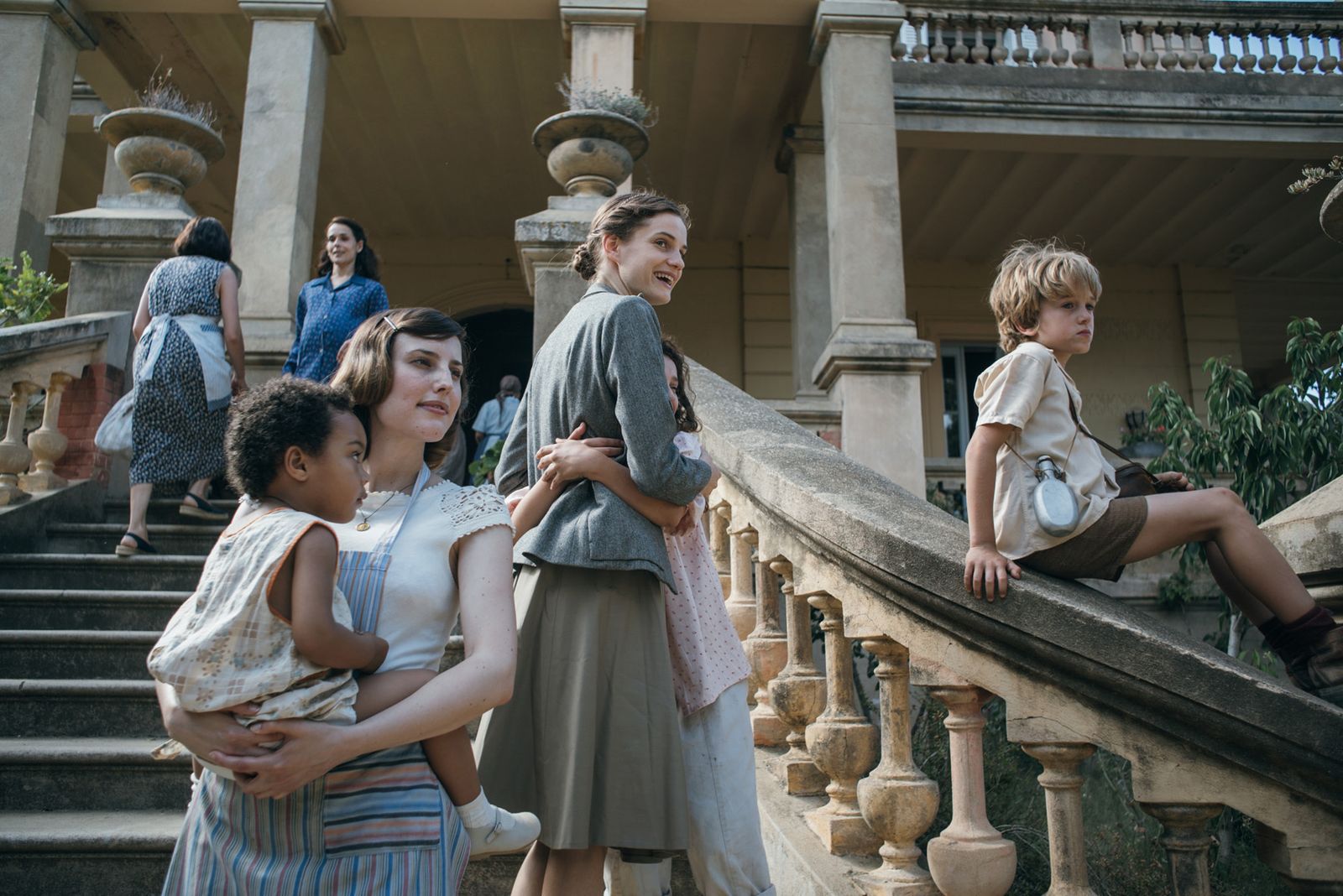 La actriz Natalia de Molina (izquierda), en una secuencia de la película.