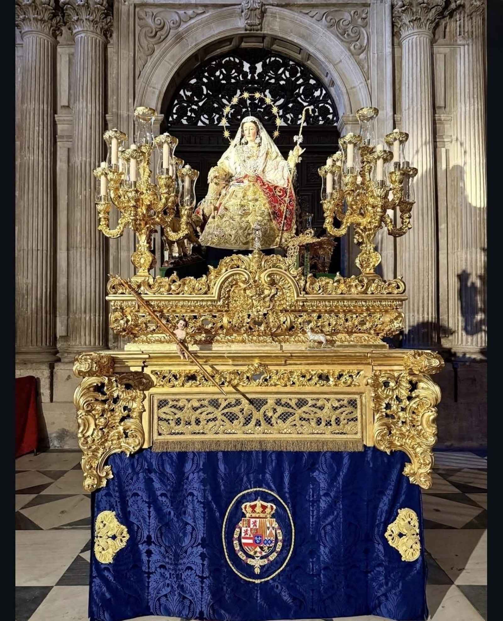 La Divina Pastora en la Catedral.