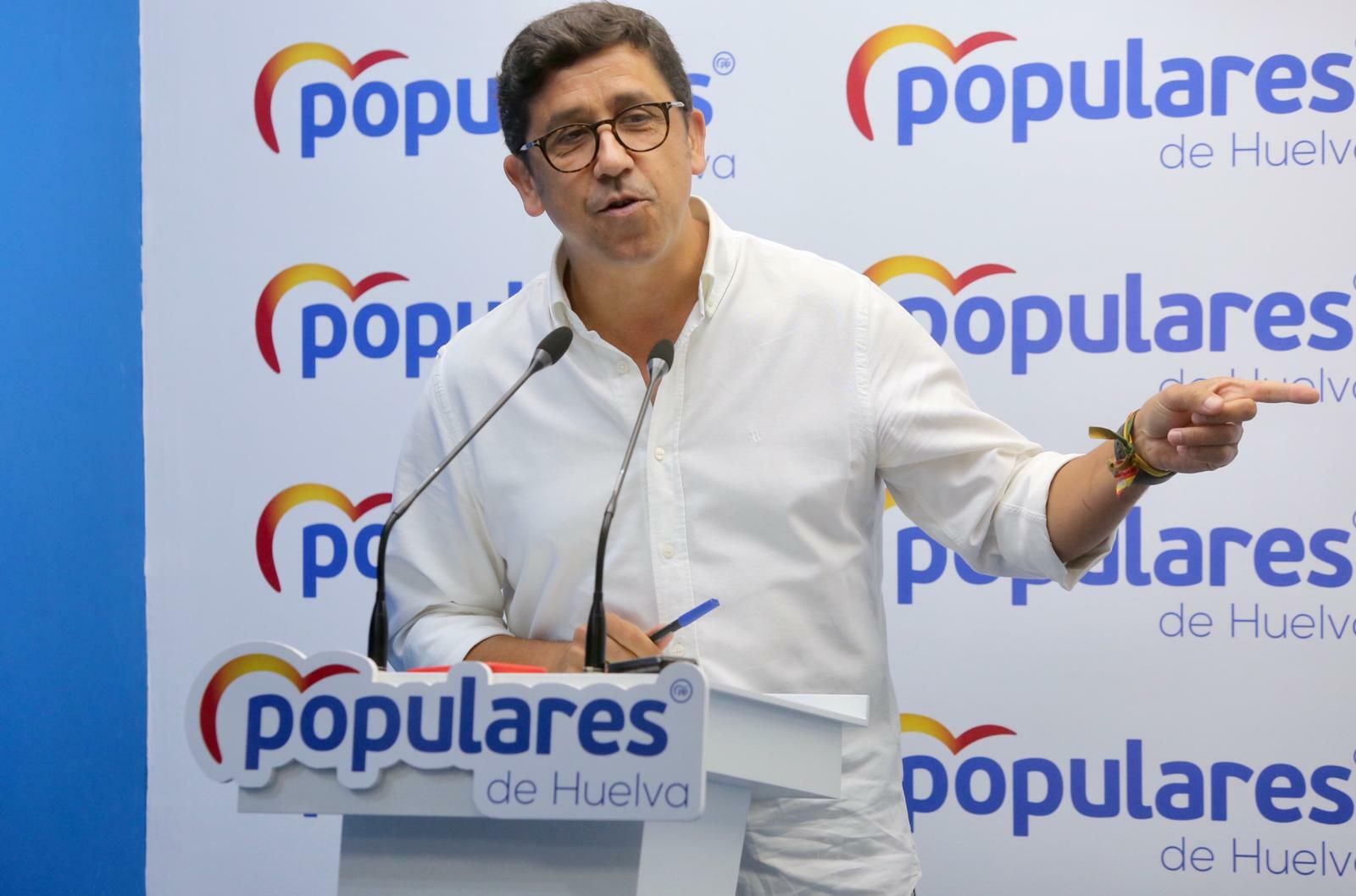 El secretario general del PP de Huelva, Alberto Fernández.