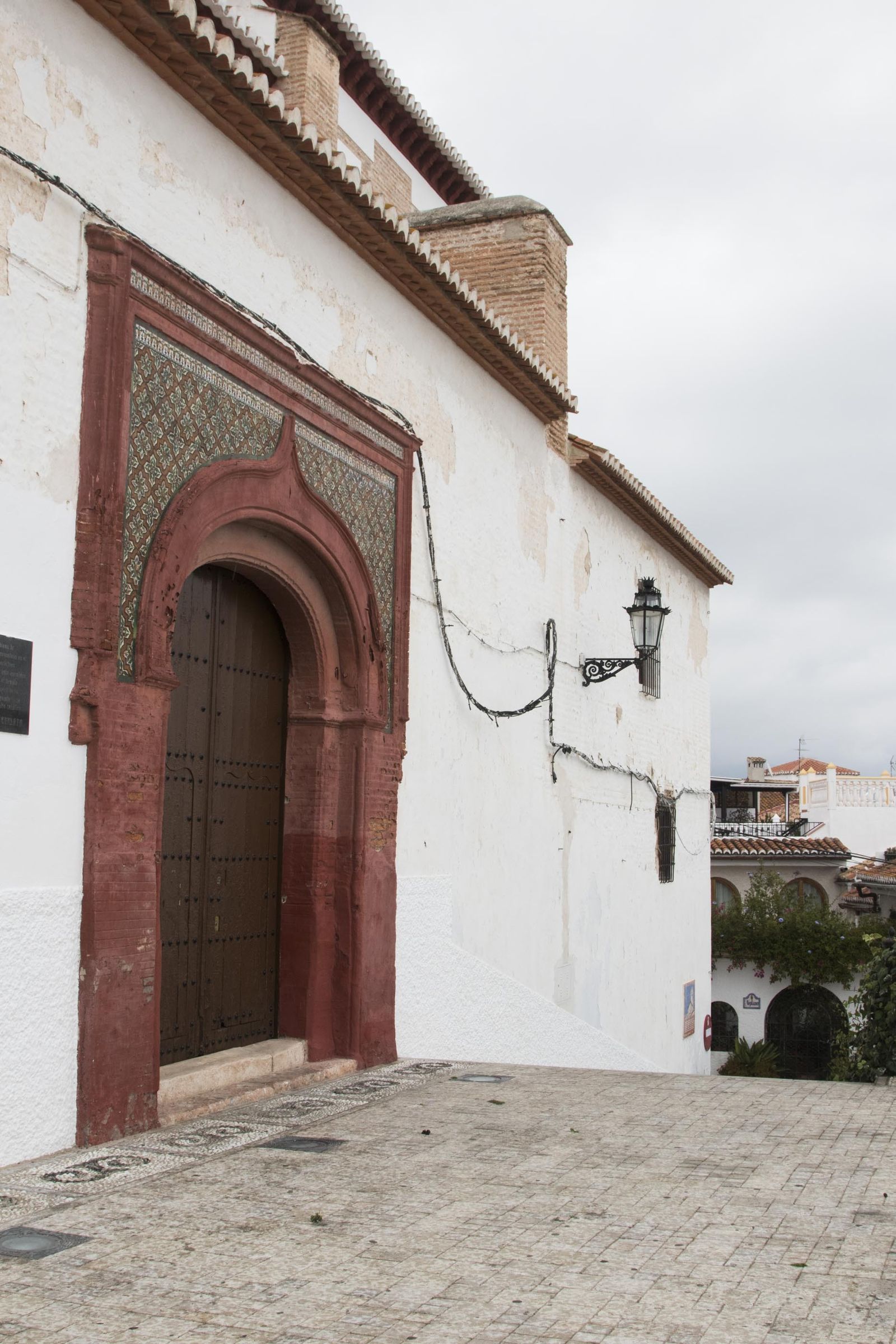Puerta de la Iglesia Nuestra Señora del Rosario de Salobreña.