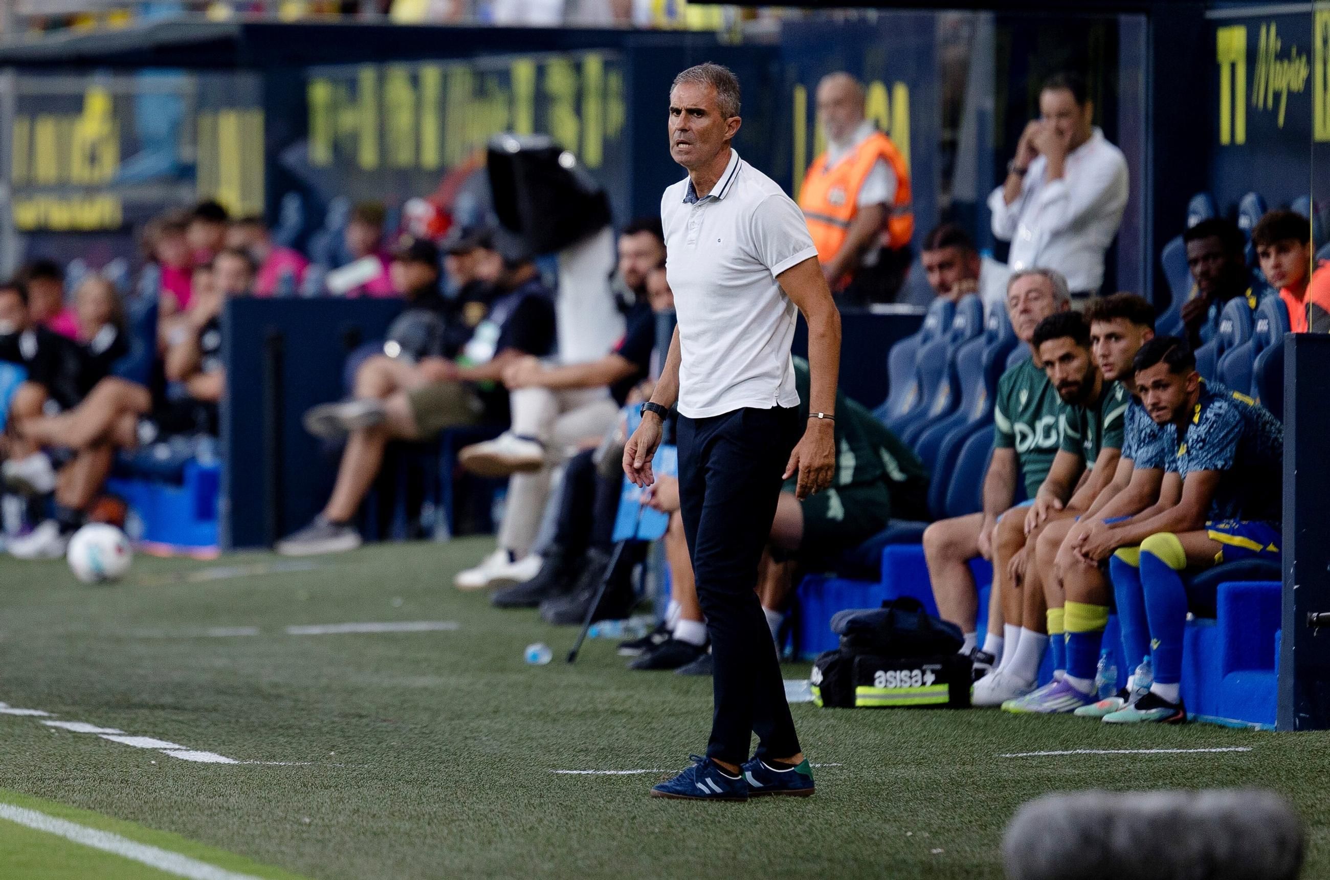 El Cádiz CF tarda la mitad de tiempo en llegar al tope de Paco López