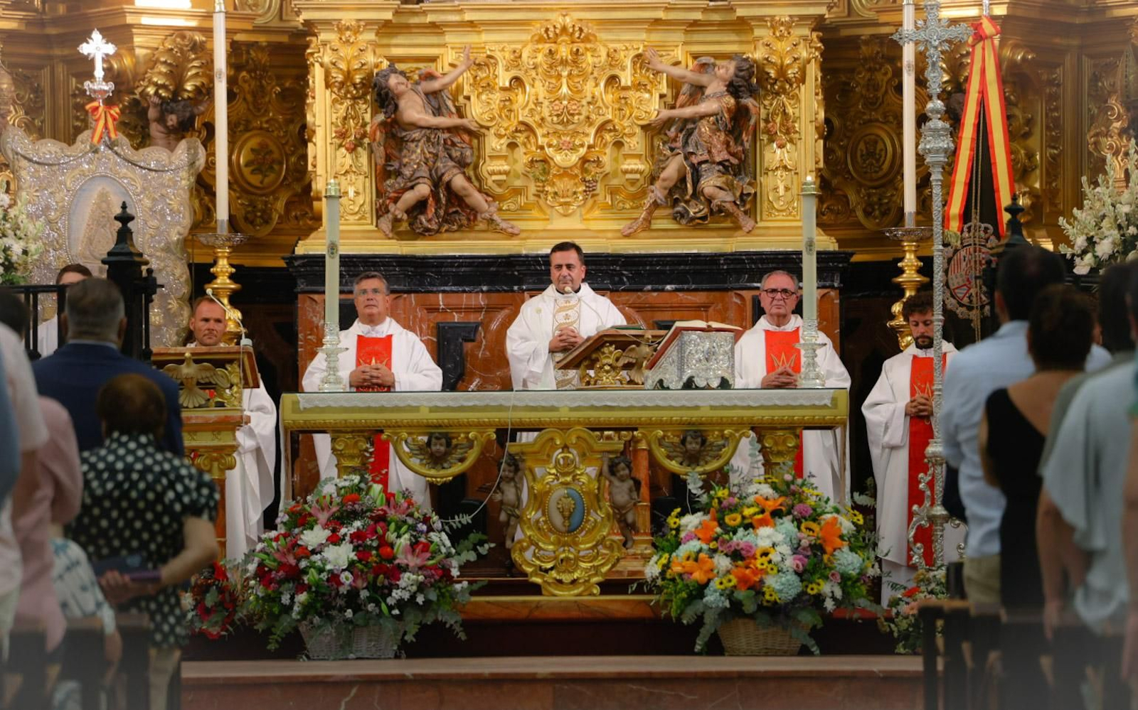 Rocío Chico 2025: Imágenes del acto de Juramento e Imposición de medallas a los nuevos hermanos, último día de triduo y las carreras de cinta a caballo