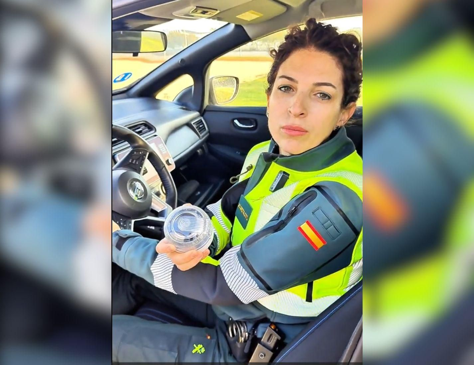 Guardia Civil resulte dudas sobre la baliza V16.