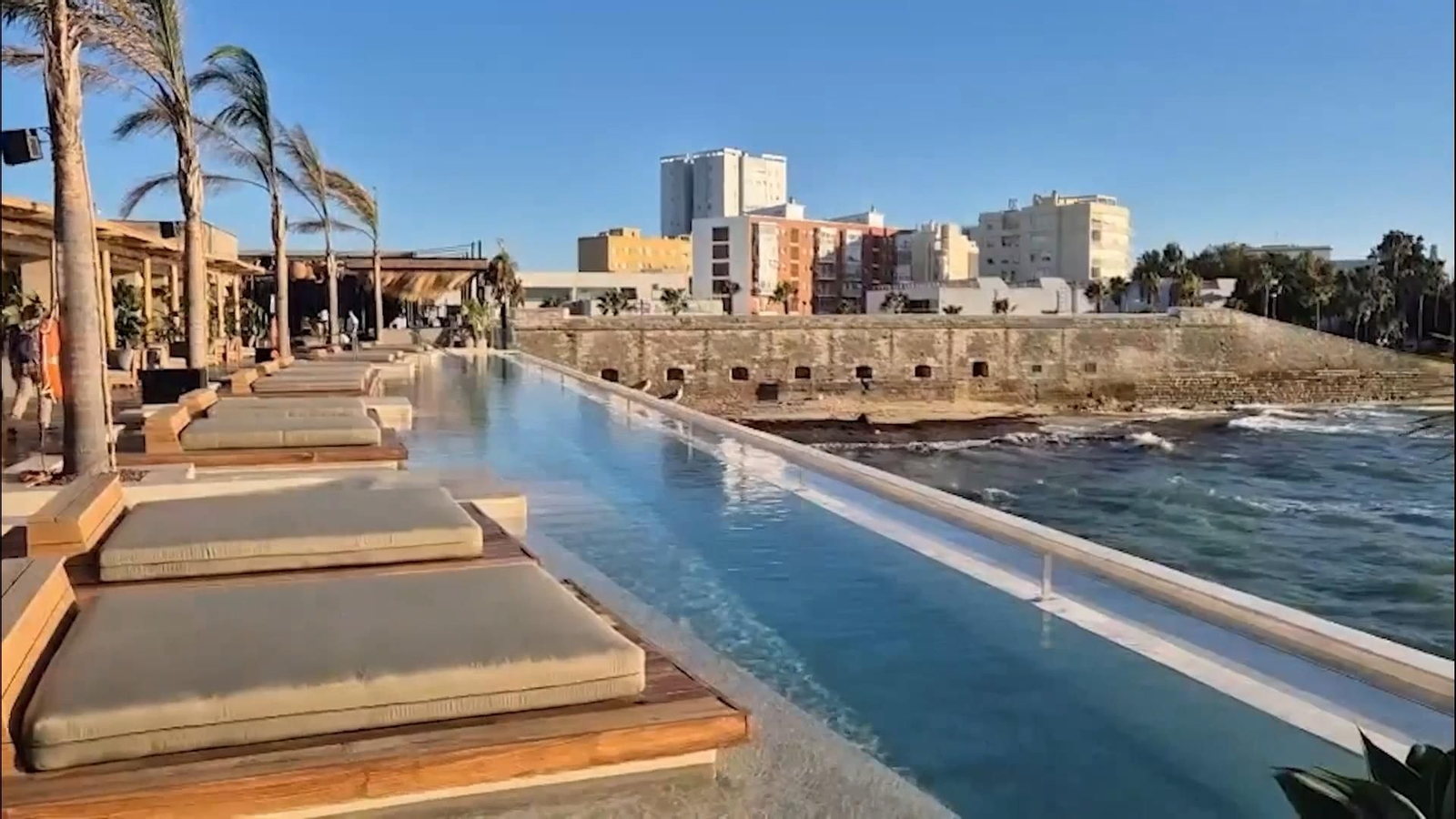 Calachica abre sus puertas en la punta de San Felipe