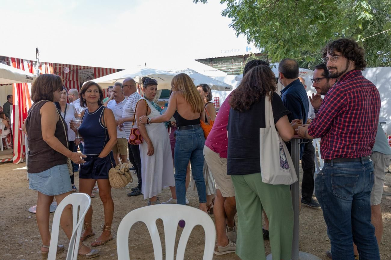 Música, risas y buen ambiente en la Feria de Andújar en su jornada de día
