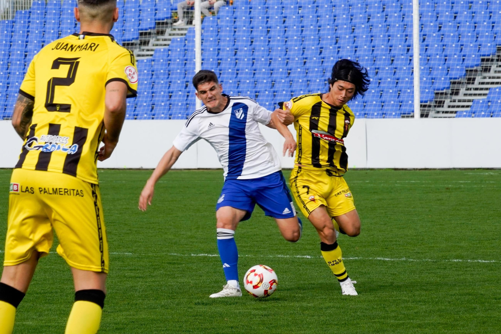 Un lance del último Atlético Onubense-San Roque de Lepe en el Antonio Toledo.