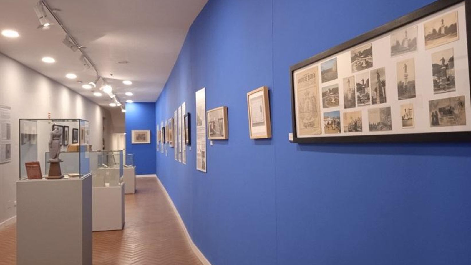 Detalle de la exposición 'Guzmán el Bueno: historia e imagen de un héroe medieval' en el Museo Municipal de Chiclana.