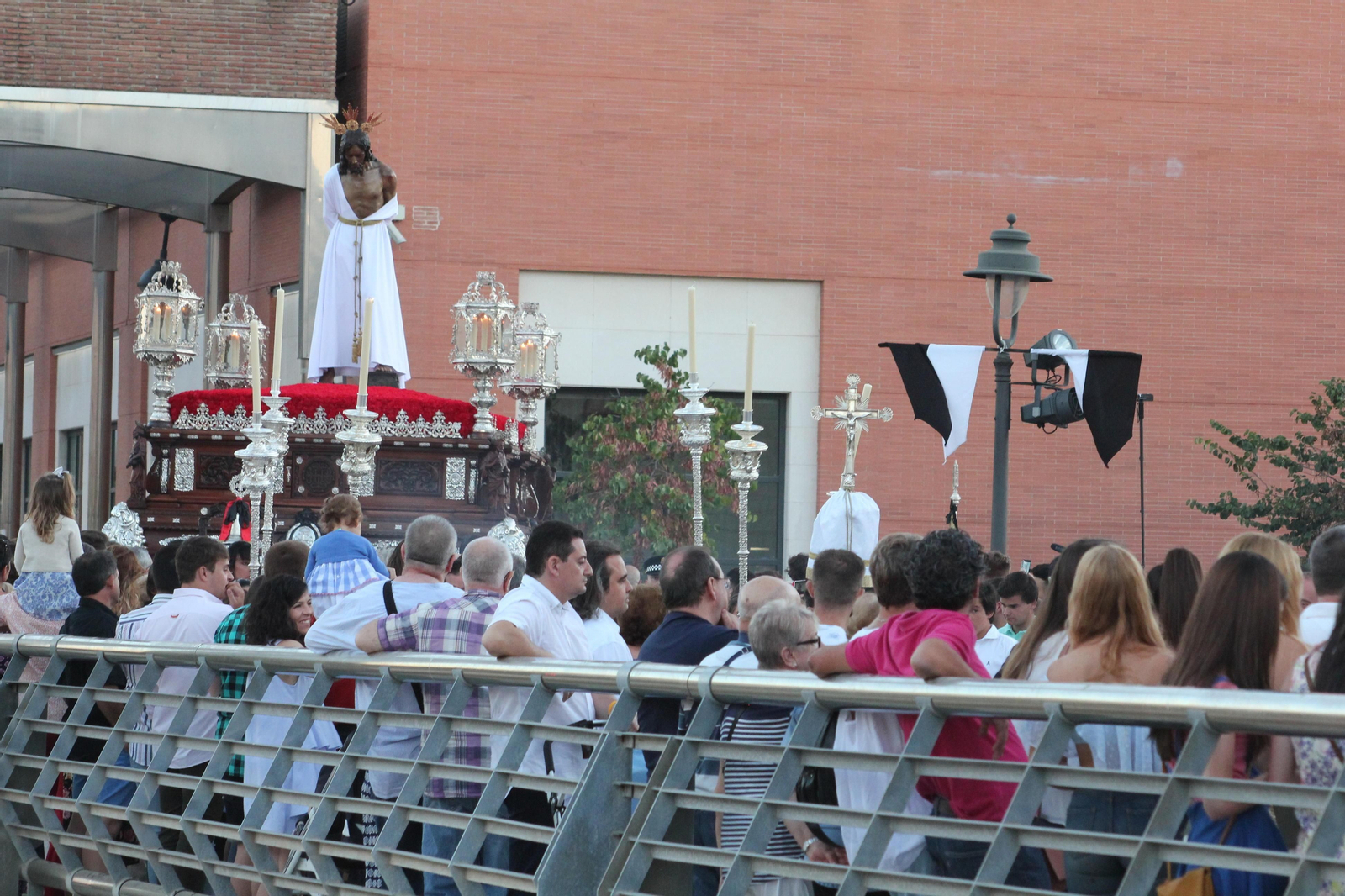 Estampa clásica para los 75 años de Humillación