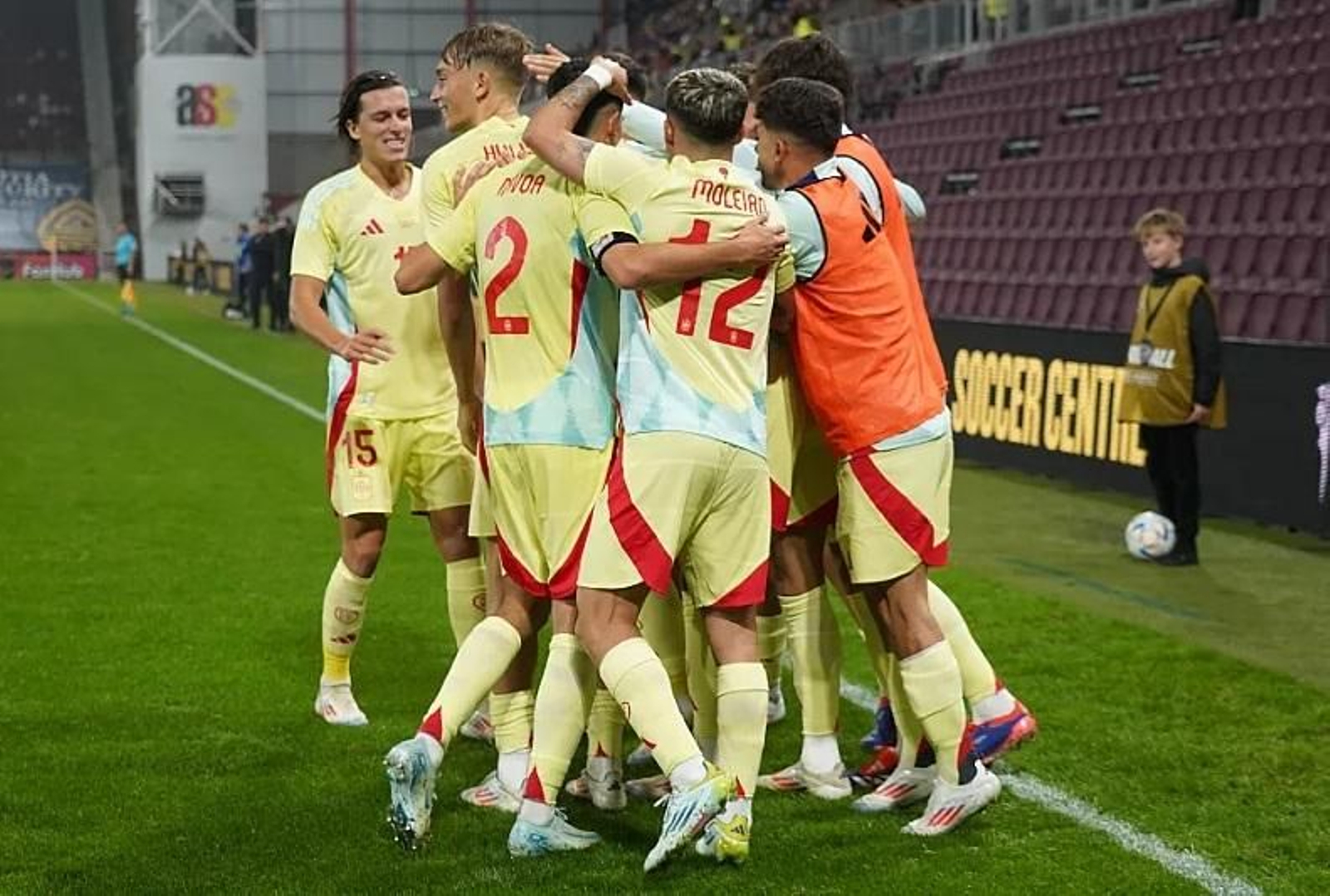 Dean Huijsen, goleador con España sub 21