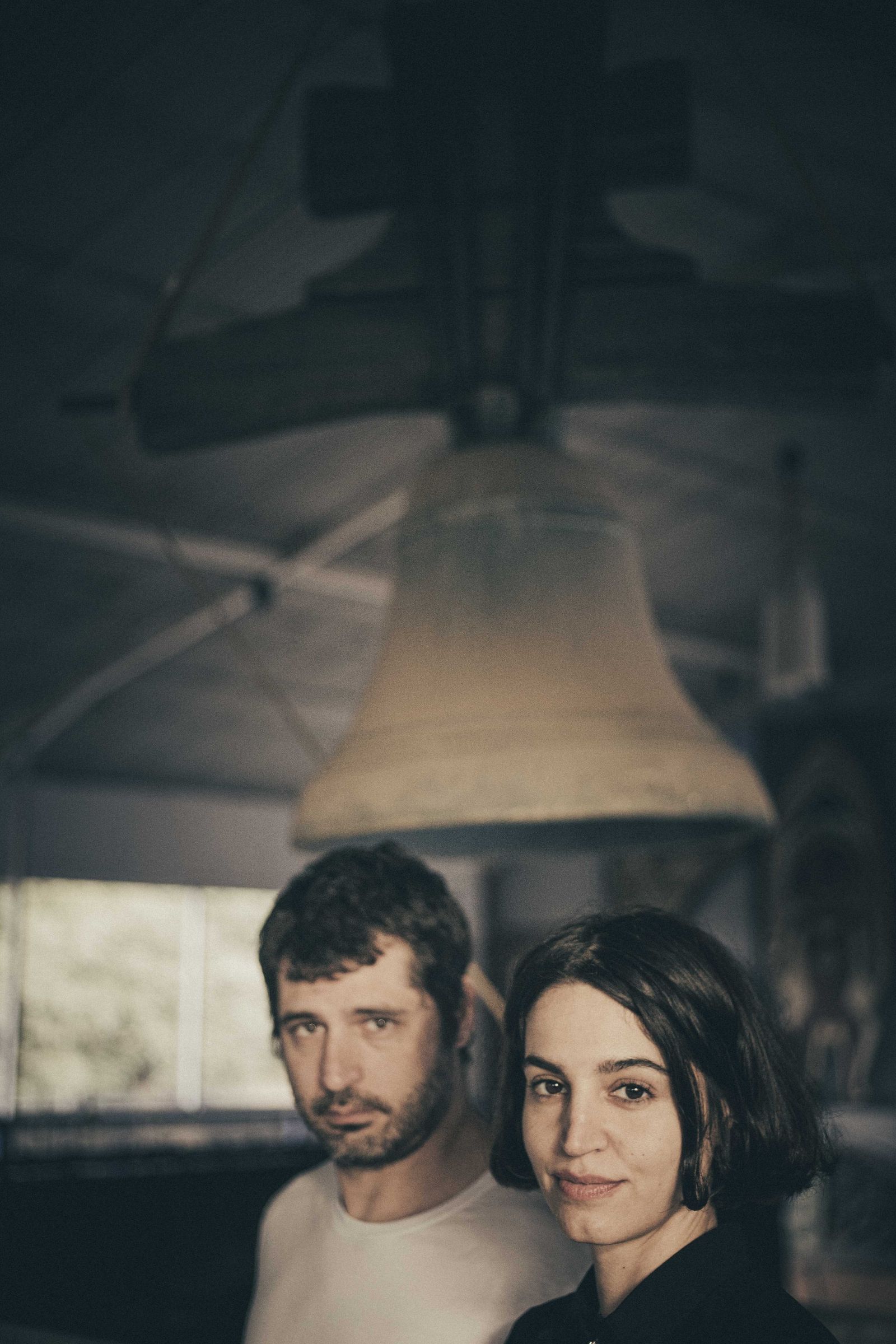 Bagés y Arnal, en otra imagen promocional de 'Clamor'.