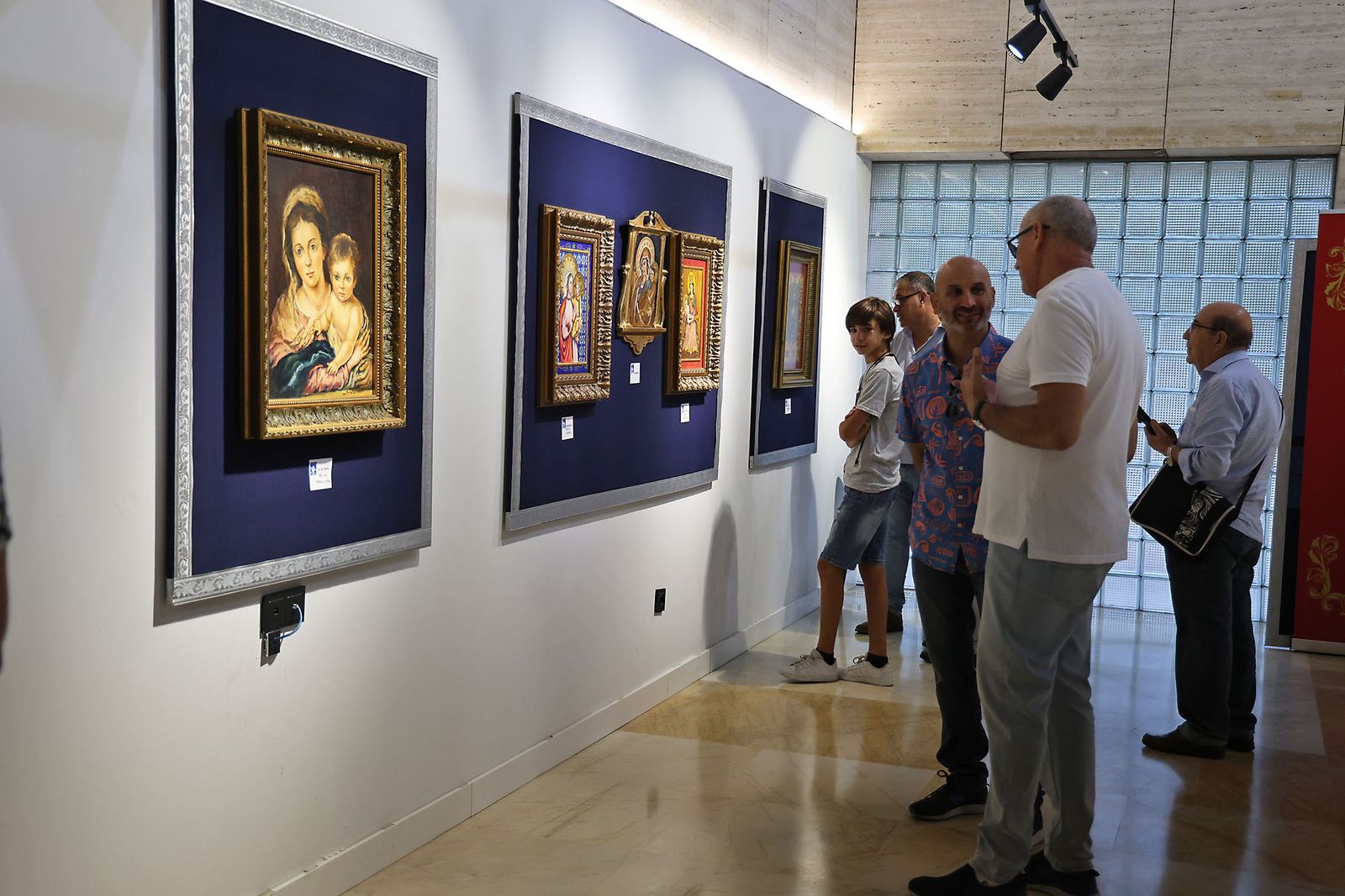 Imágenes de "Gratia Plena" exposición de Paco Llonís