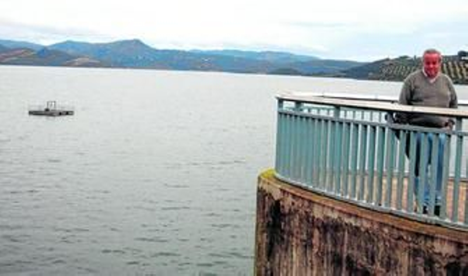 Vista del embalse de Iznájar, en la comarca de la Subbética, que se encuentra en la actualidad a un 98% de su capacidad.