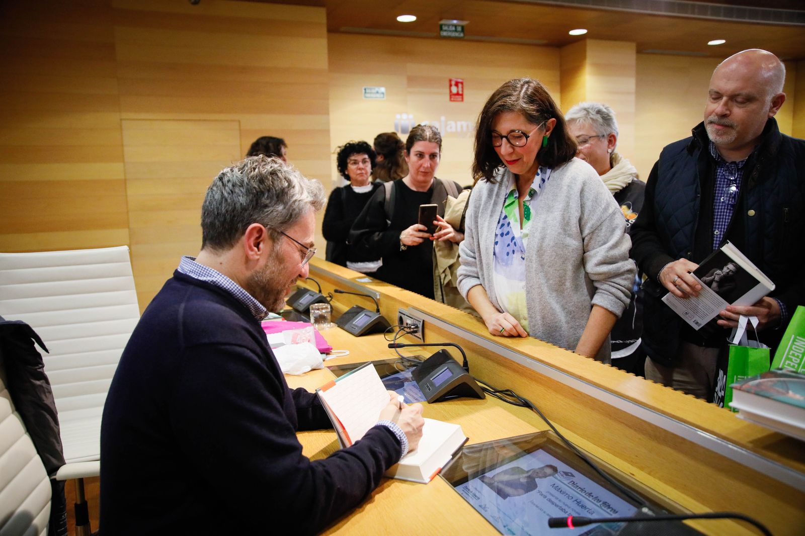 ¿Has estado en la presentación del libro de Máximo Huerta? Entra en la galería y buscate