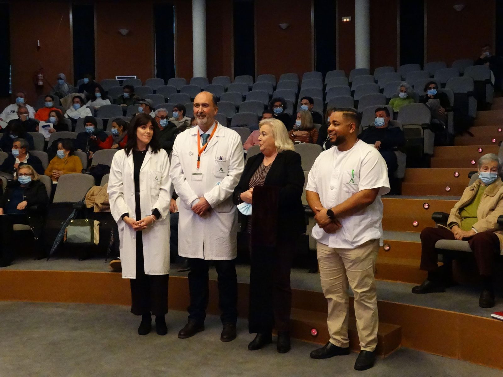 Fotografías de la presentación en el Hospital Juan Ramón Jiménez de la nueva escuela de ictus
