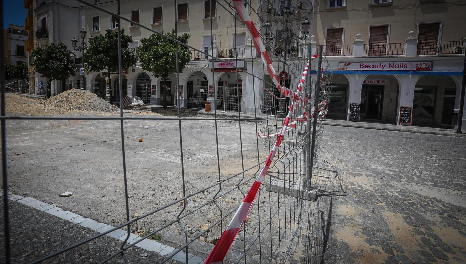 Zona acotada por las obras de plaza Esteve.