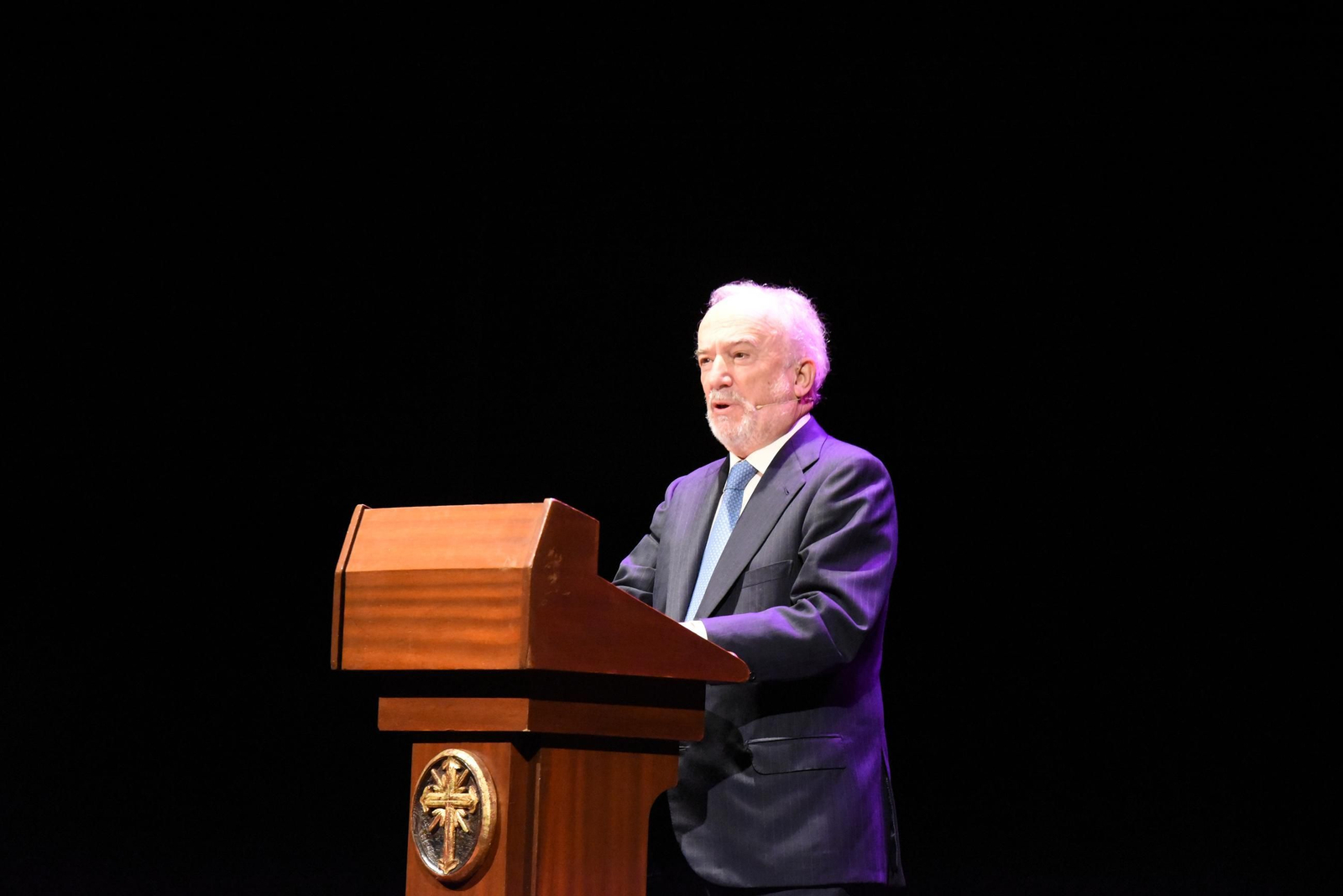 Santiago Muñoz Machado pregona la Semana Santa de Córdoba 2025, en imágenes