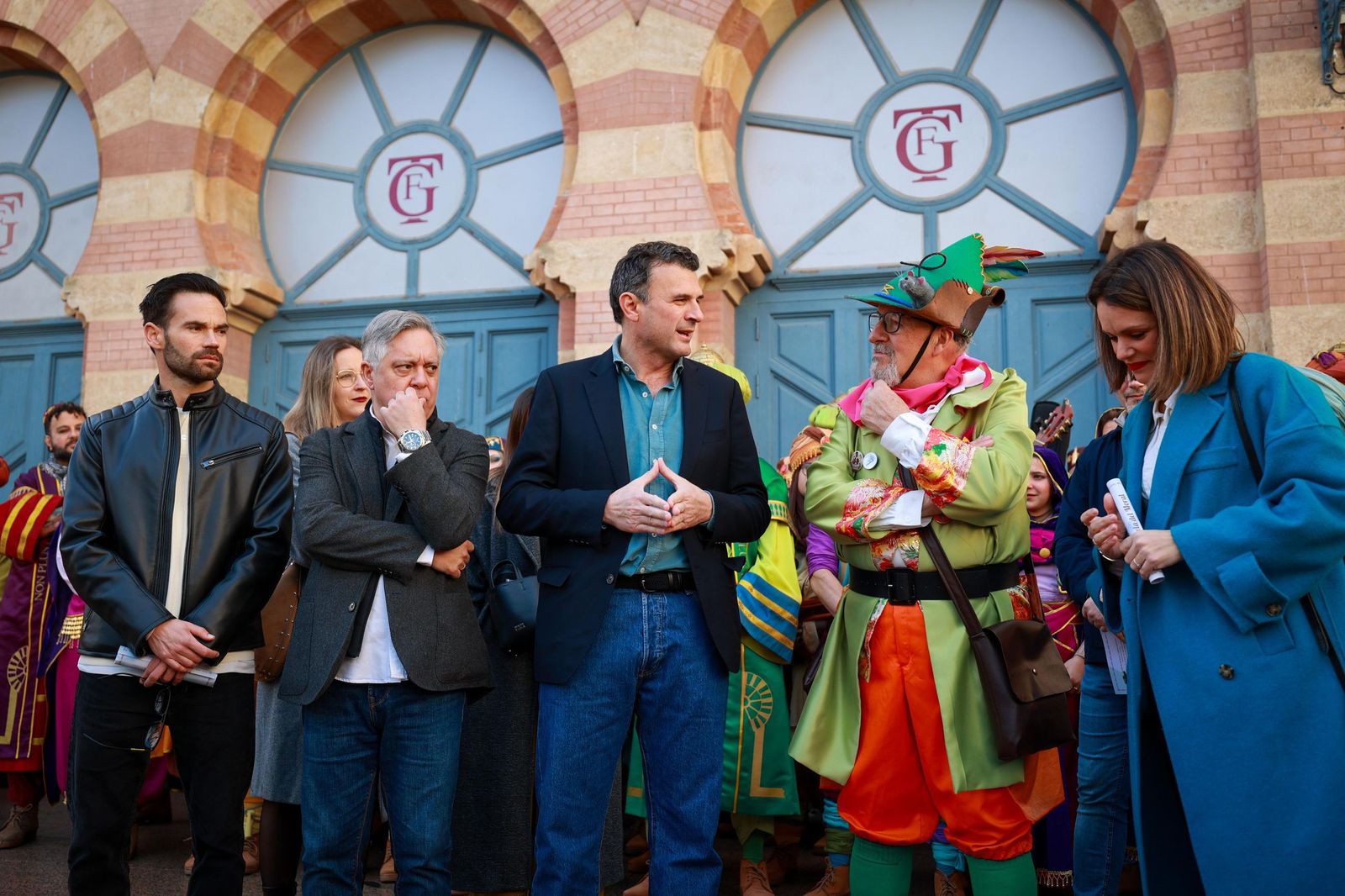 Las imágenes del descubrimiento de la estrella de Adela del Moran el Paseo de la Fama del Carnaval de Cádiz