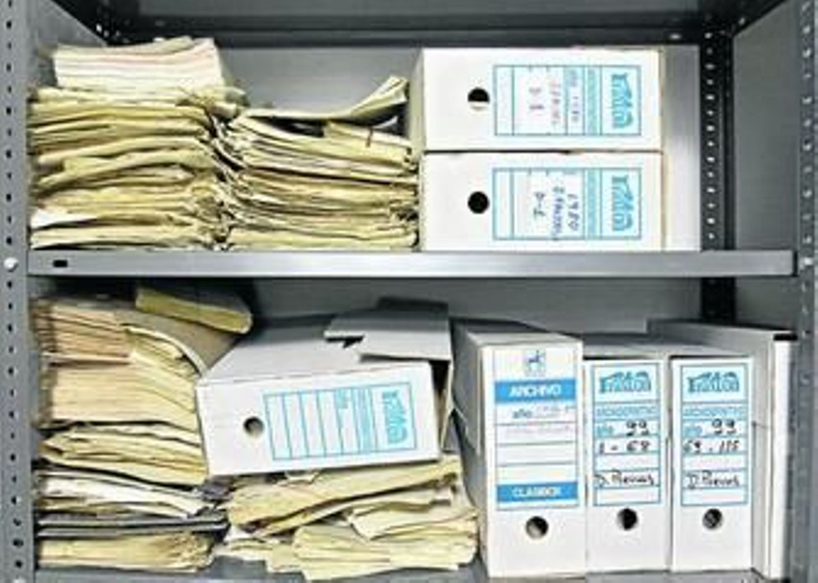Las estanterías de los Juzgados de la provincia están repletas de casos enquistados. Las estanterías de los Juzgados de la provincia están repletas de casos enquistados.
