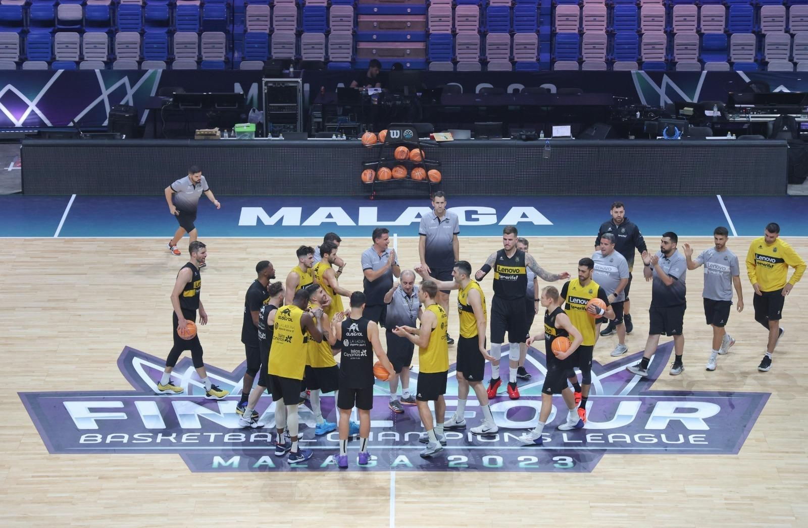 El Lenovo Tenerife se ejercitaba el jueves en el Carpena