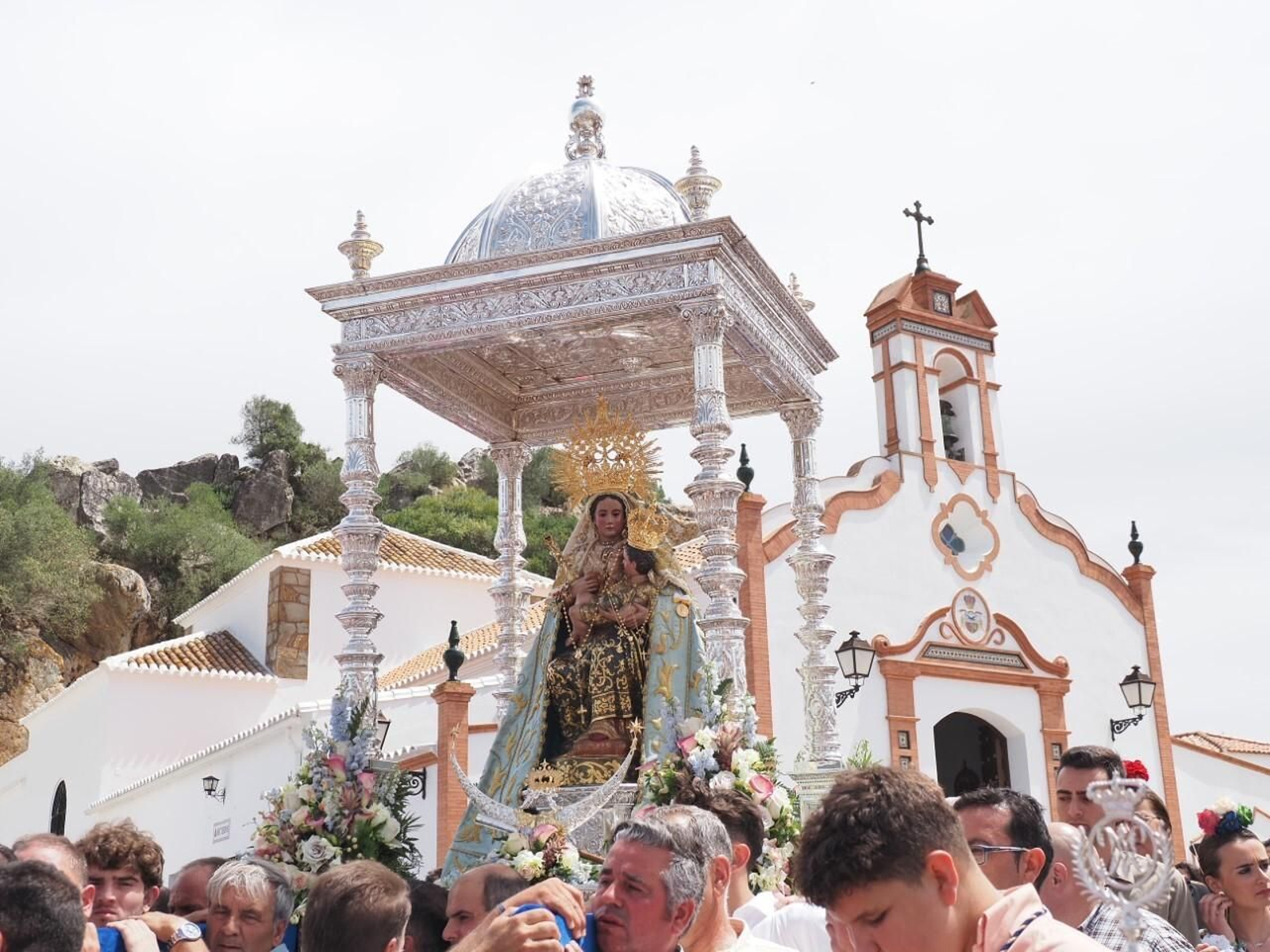 Romería de la Virgen de la Peña 2023 en la Puebla de Guzmán, en imágenes