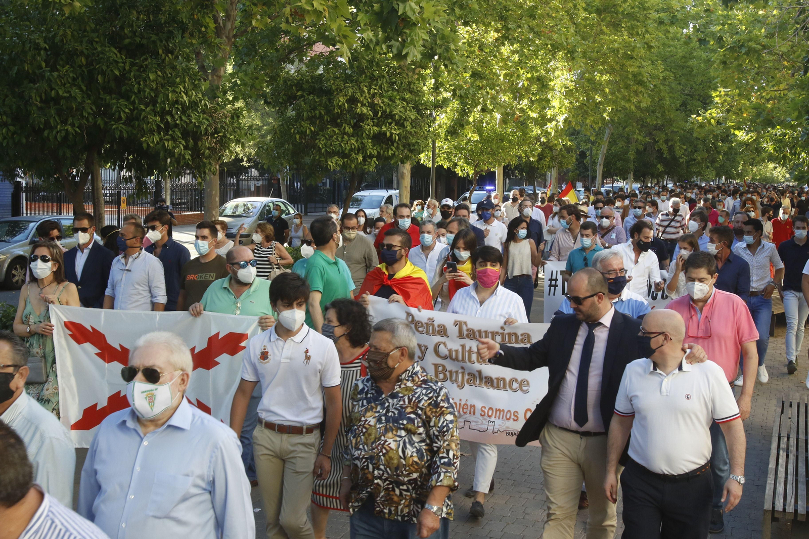 Las fotografías de la marcha en defensa de la tauromaquia en Córdoba