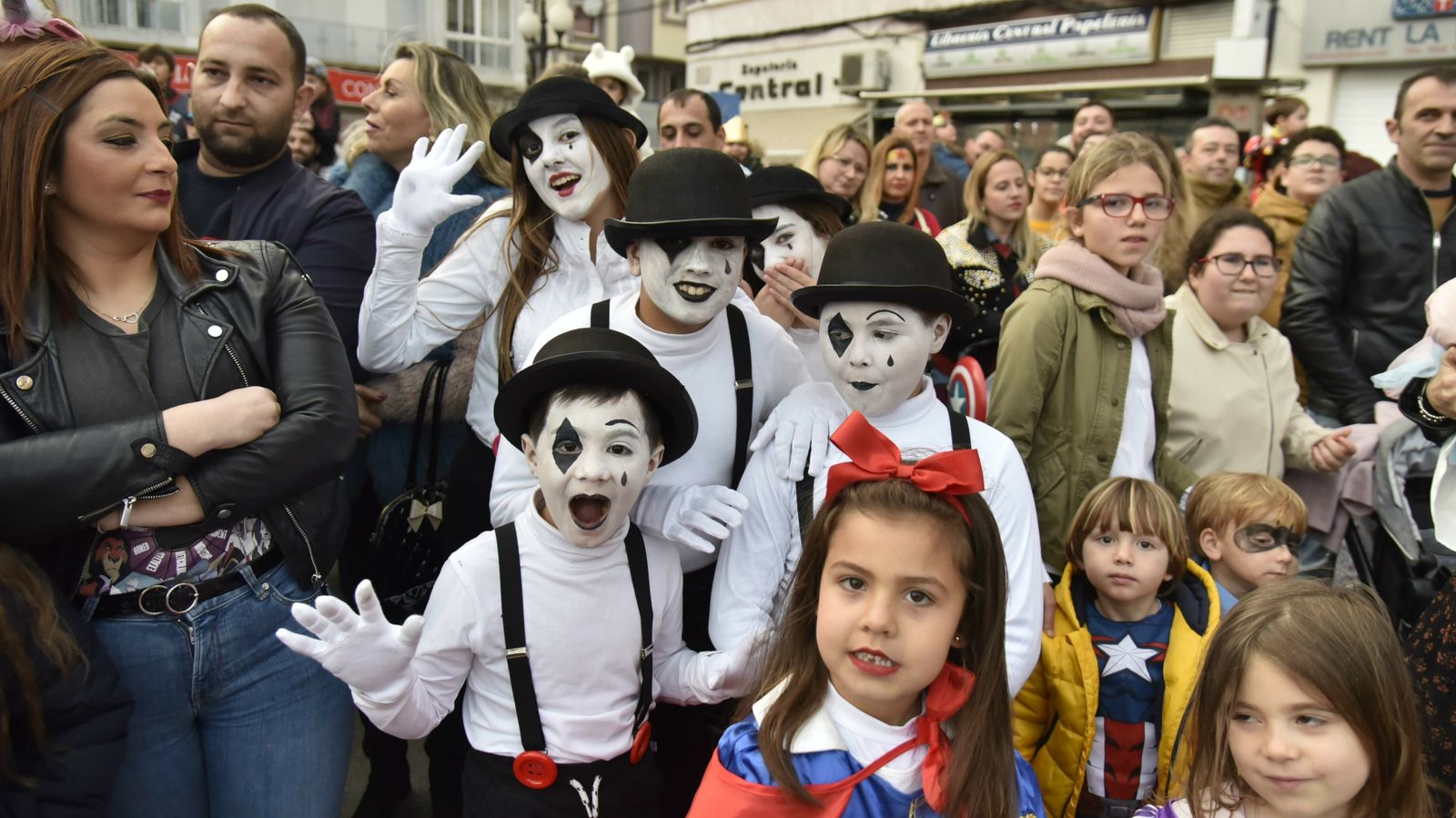 Las mejores fotos de la cabalgata del Carnaval de La Línea