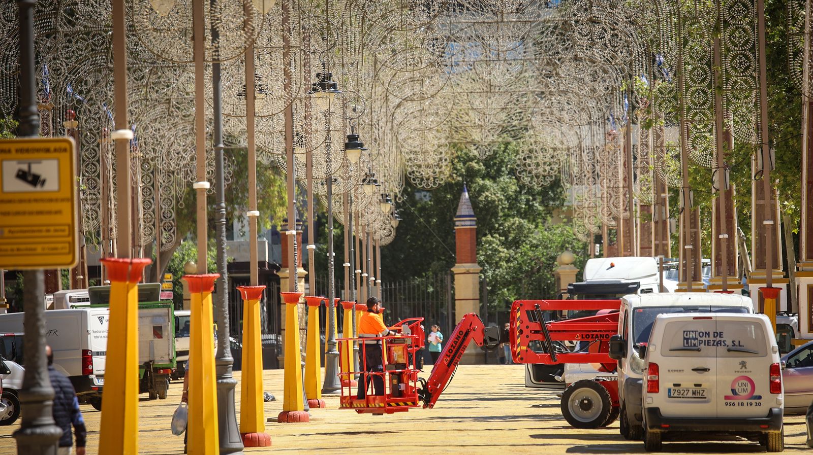 Imágenes de los preparativos para la Feria del Caballo 2024