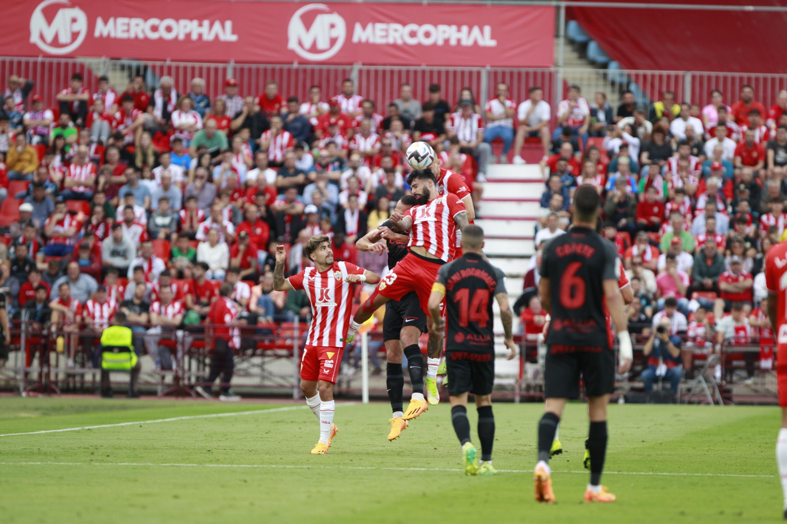 Imágenes del partido U.D. Almería-R.C.D. Mallorca