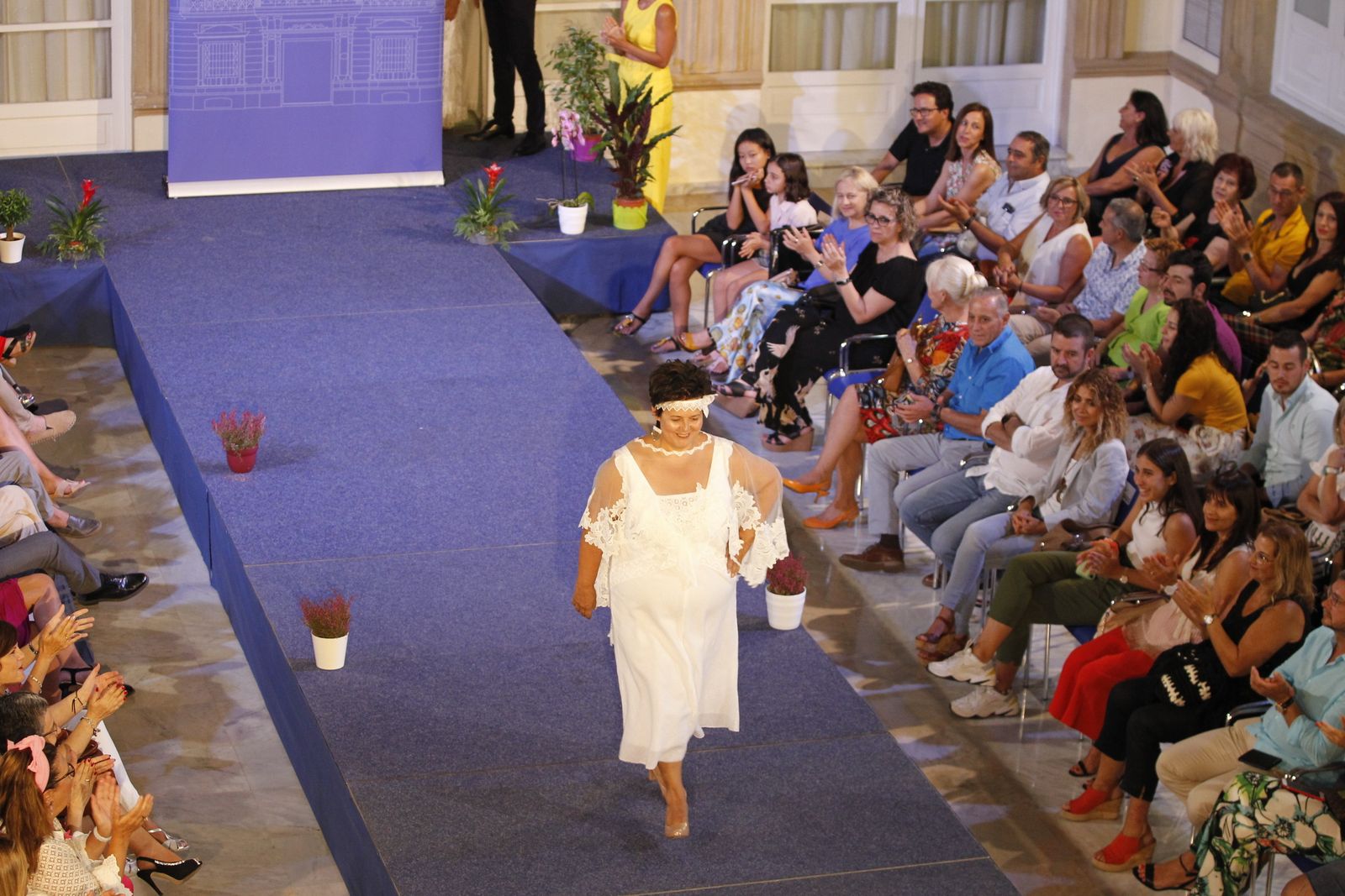 Fotogalería desfile de moda Asociación de Fibromialgia de Almería AFIAL