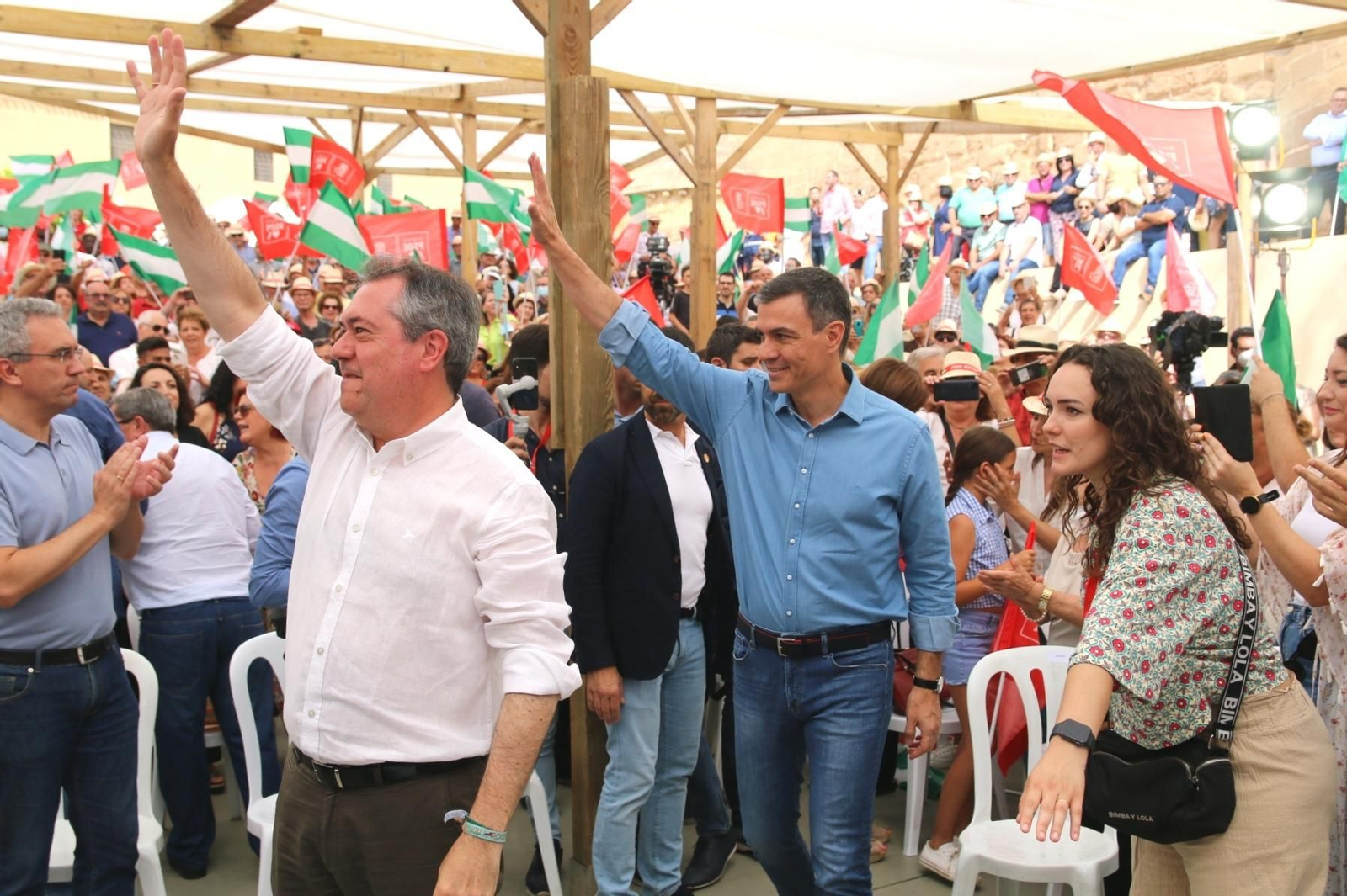 Juan Espadas comienza la campaña electoral con Pedro Sánchez, en imágenes
